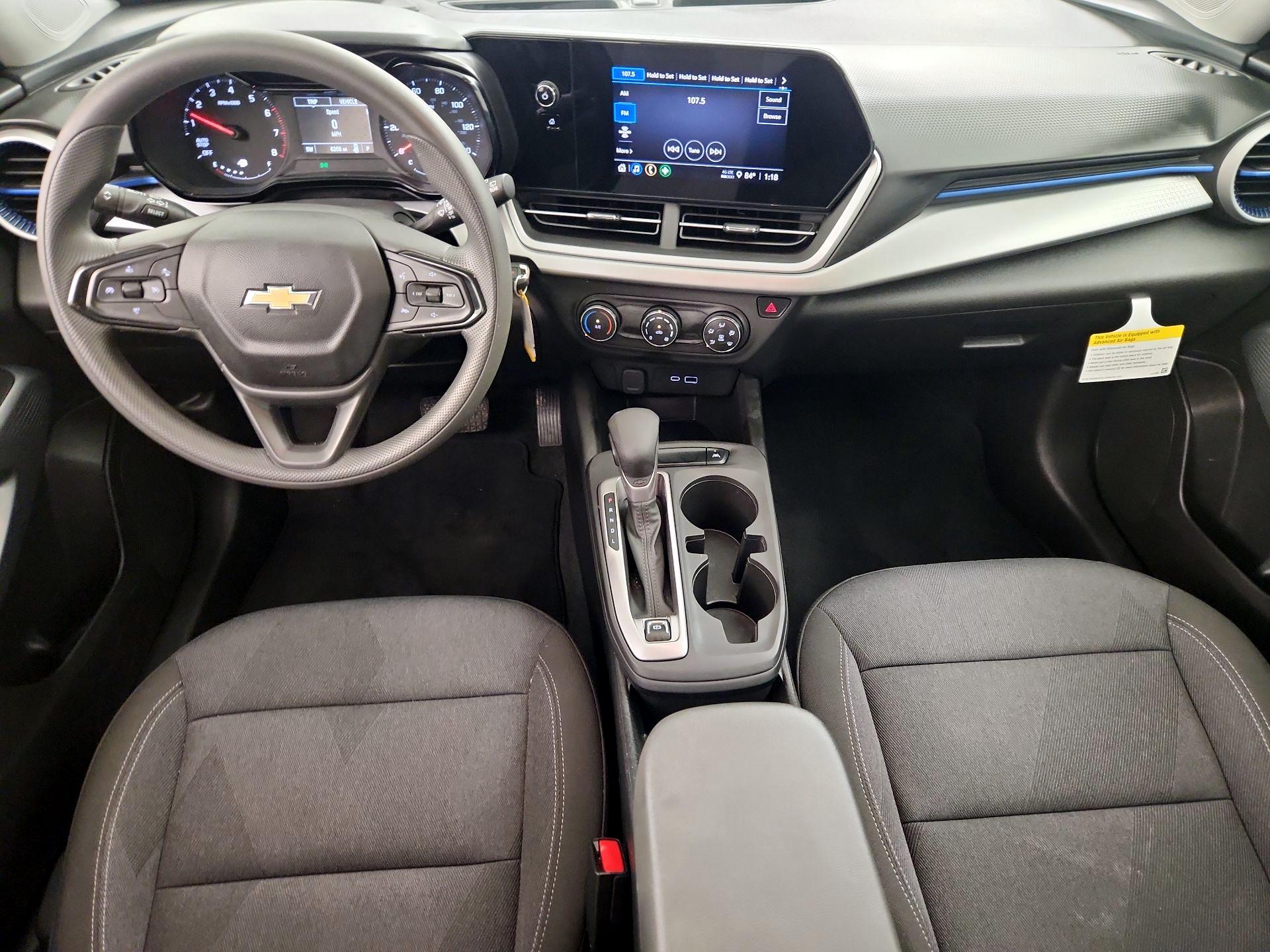 Thumbnail: 2024 Chevrolet Trax - 9