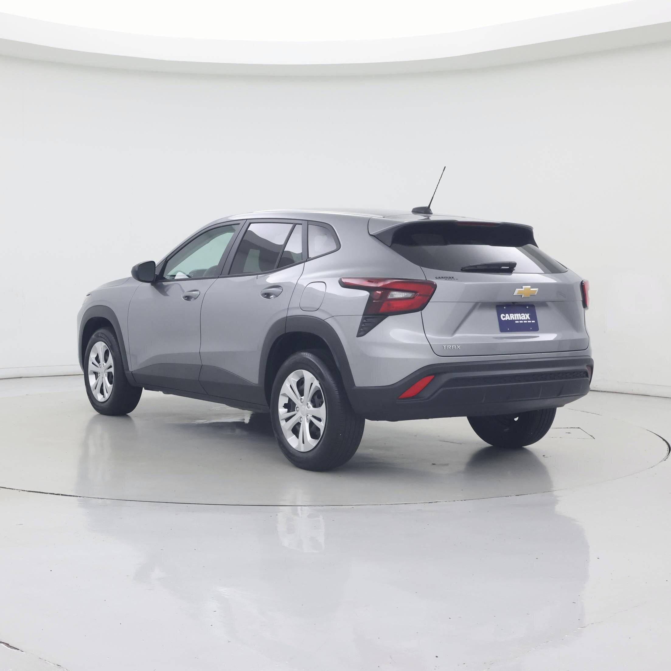 Thumbnail: 2024 Chevrolet Trax - 2