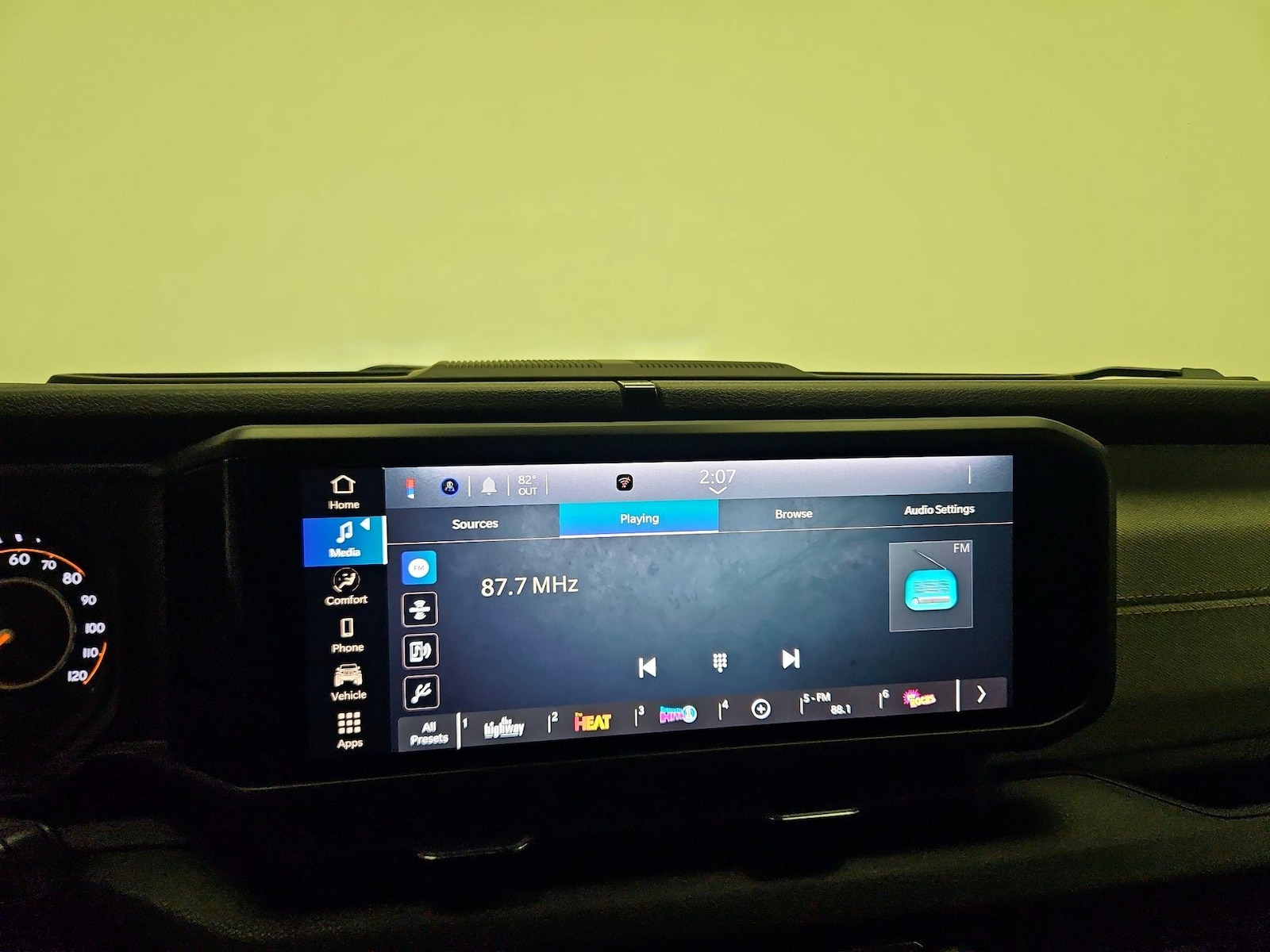 2025 Jeep Wrangler 4-Door Willys - Photo 15
