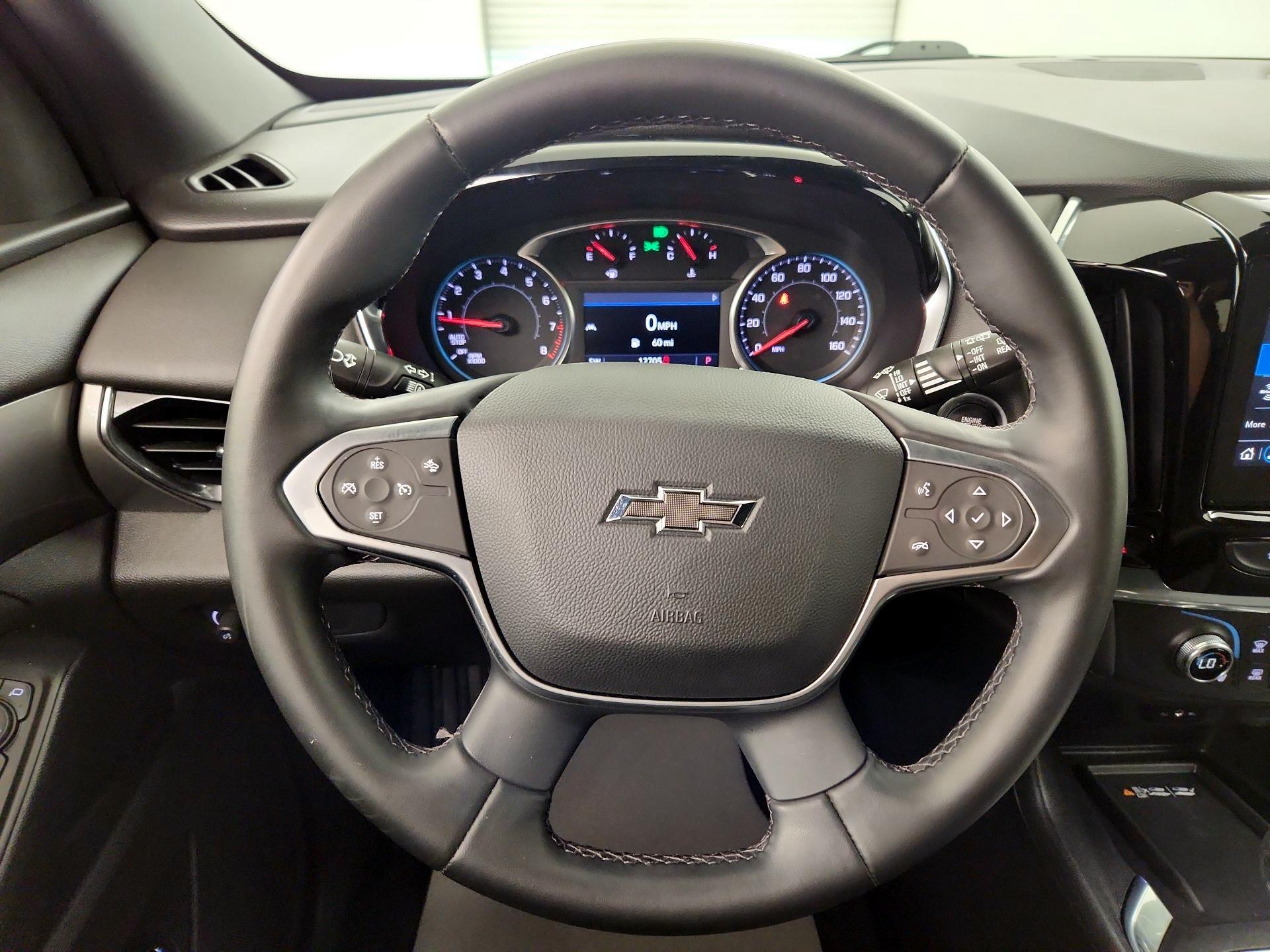 Thumbnail: 2023 Chevrolet Traverse - 10