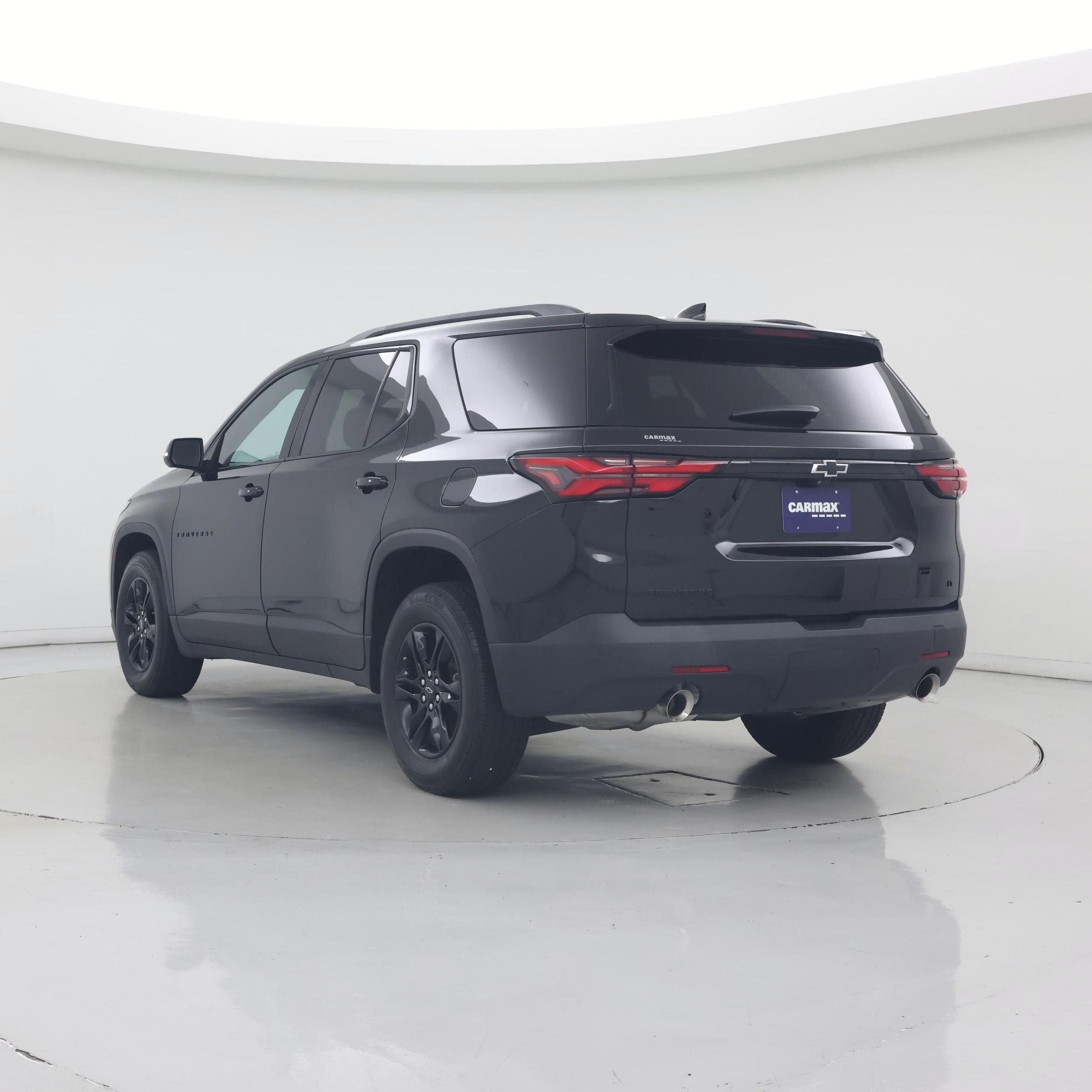 Thumbnail: 2023 Chevrolet Traverse - 2