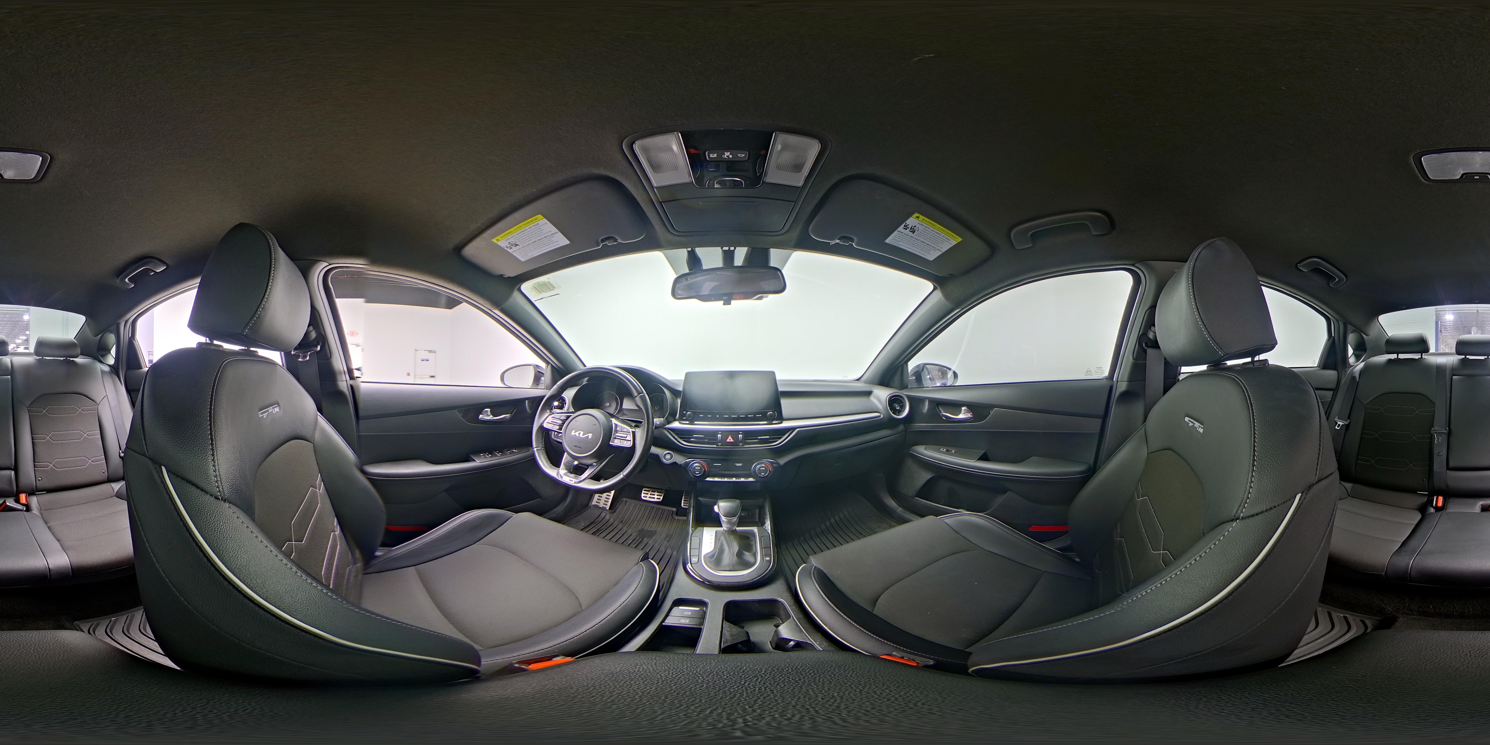 2024 Kia Forte GT-Line - Photo 25