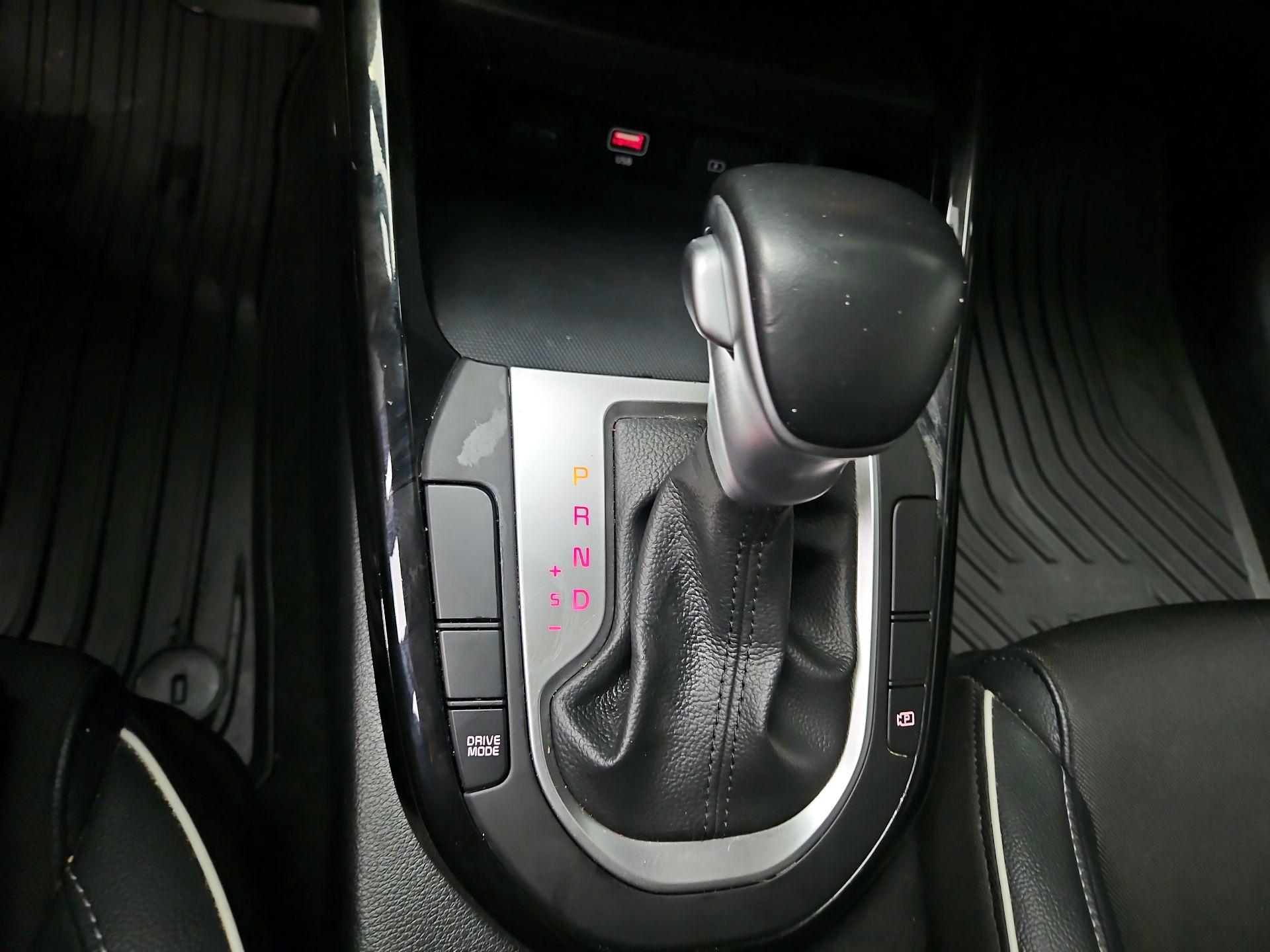 Thumbnail: 2024 Kia Forte - 18