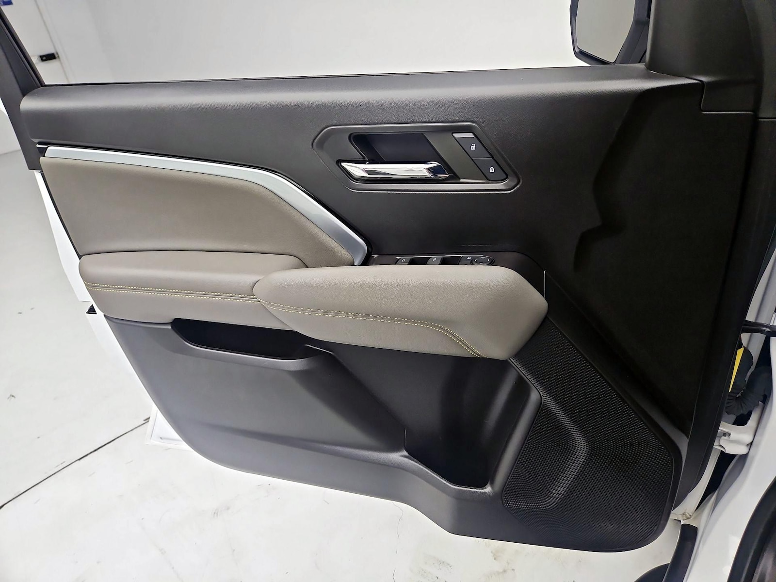 2024 Chevrolet Colorado ZR2 - Photo 13