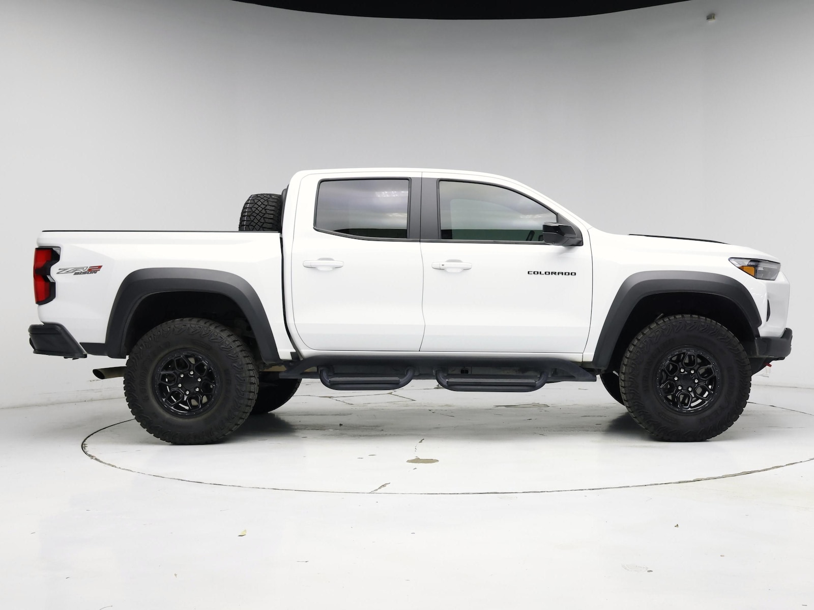 2024 Chevrolet Colorado ZR2 - Photo 8