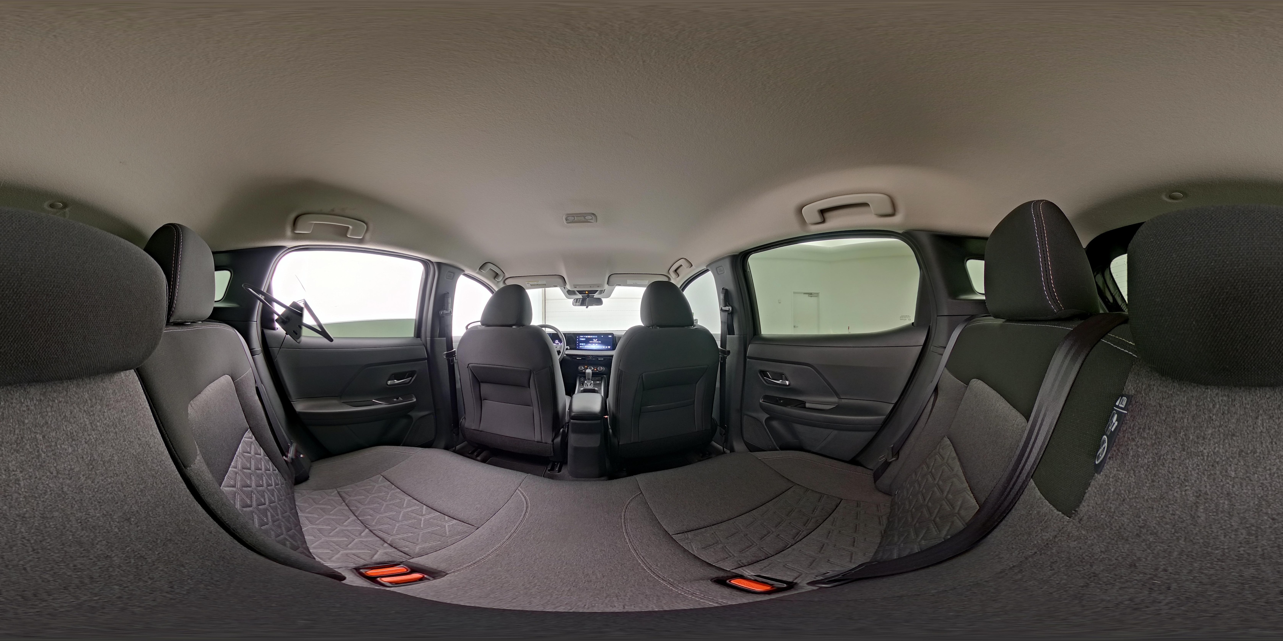 2025 Nissan Kicks SV - Photo 25