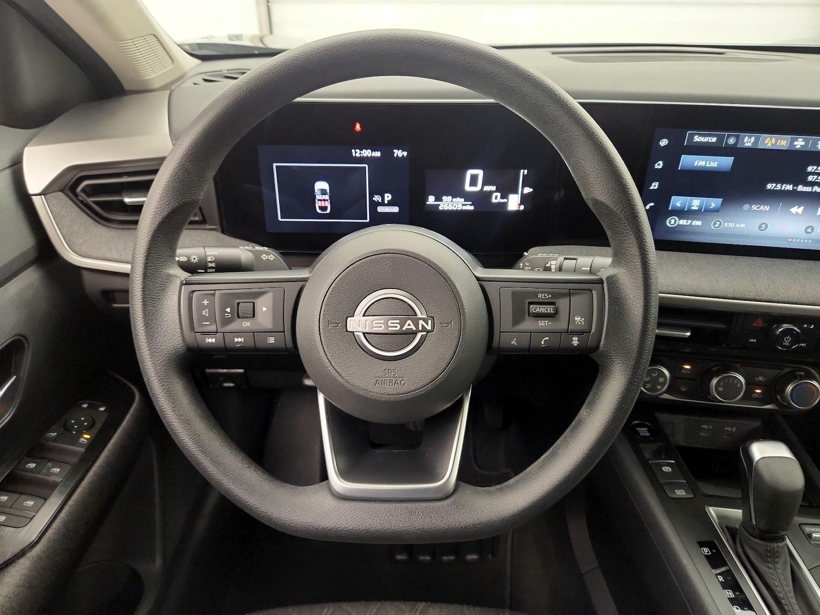 2025 Nissan Kicks SV - Photo 11