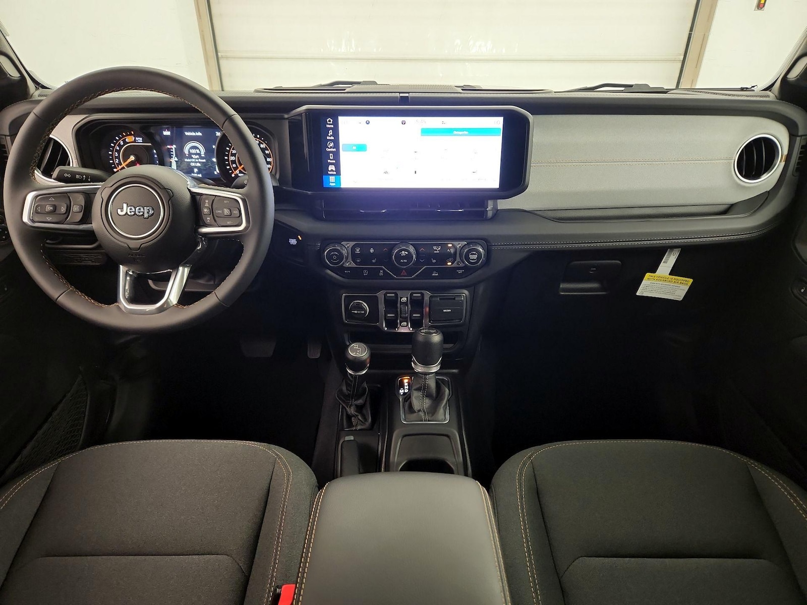 2024 Jeep Wrangler 4-Door Sahara - Photo 10