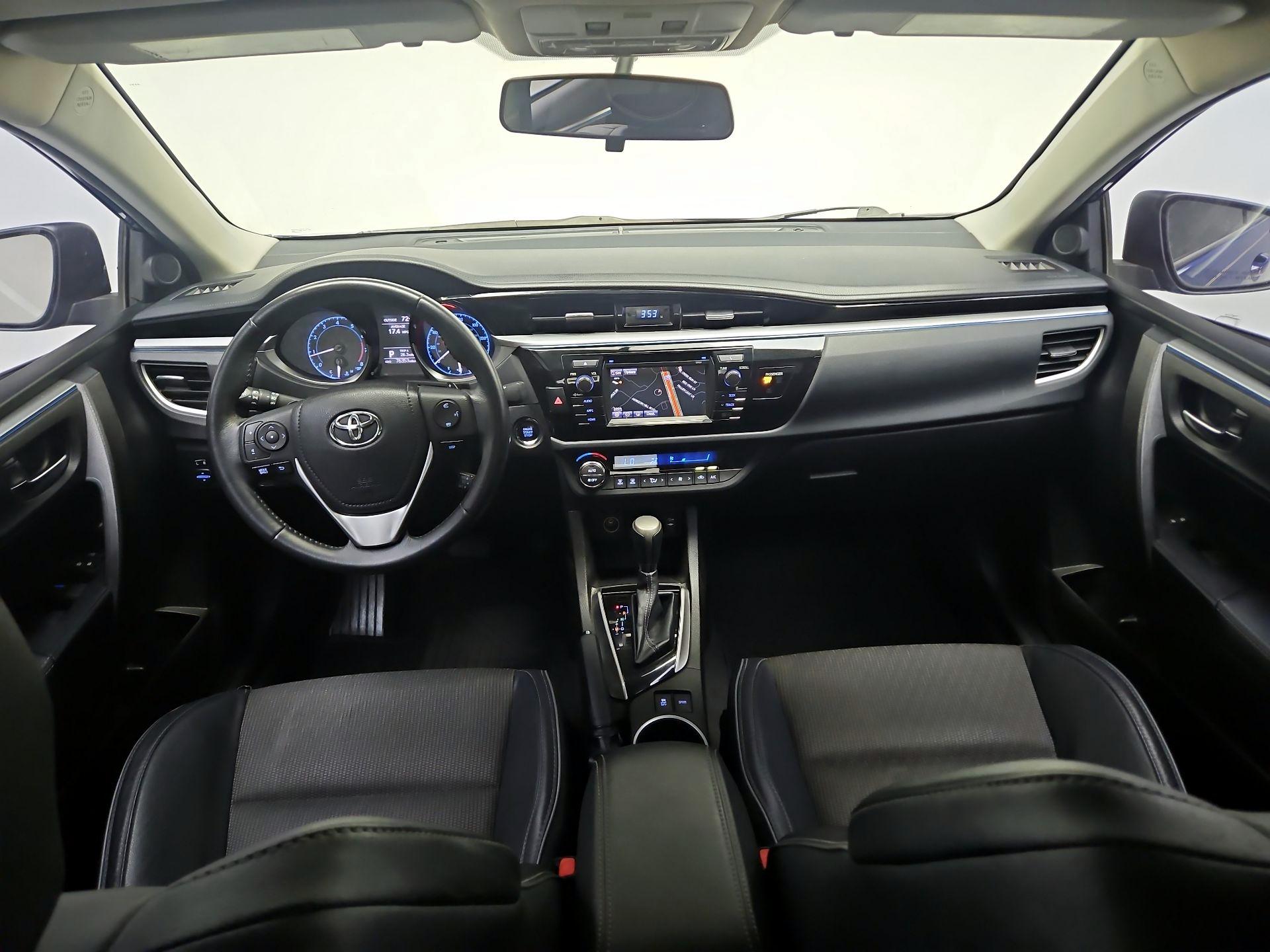 Thumbnail: 2015 Toyota Corolla - 9