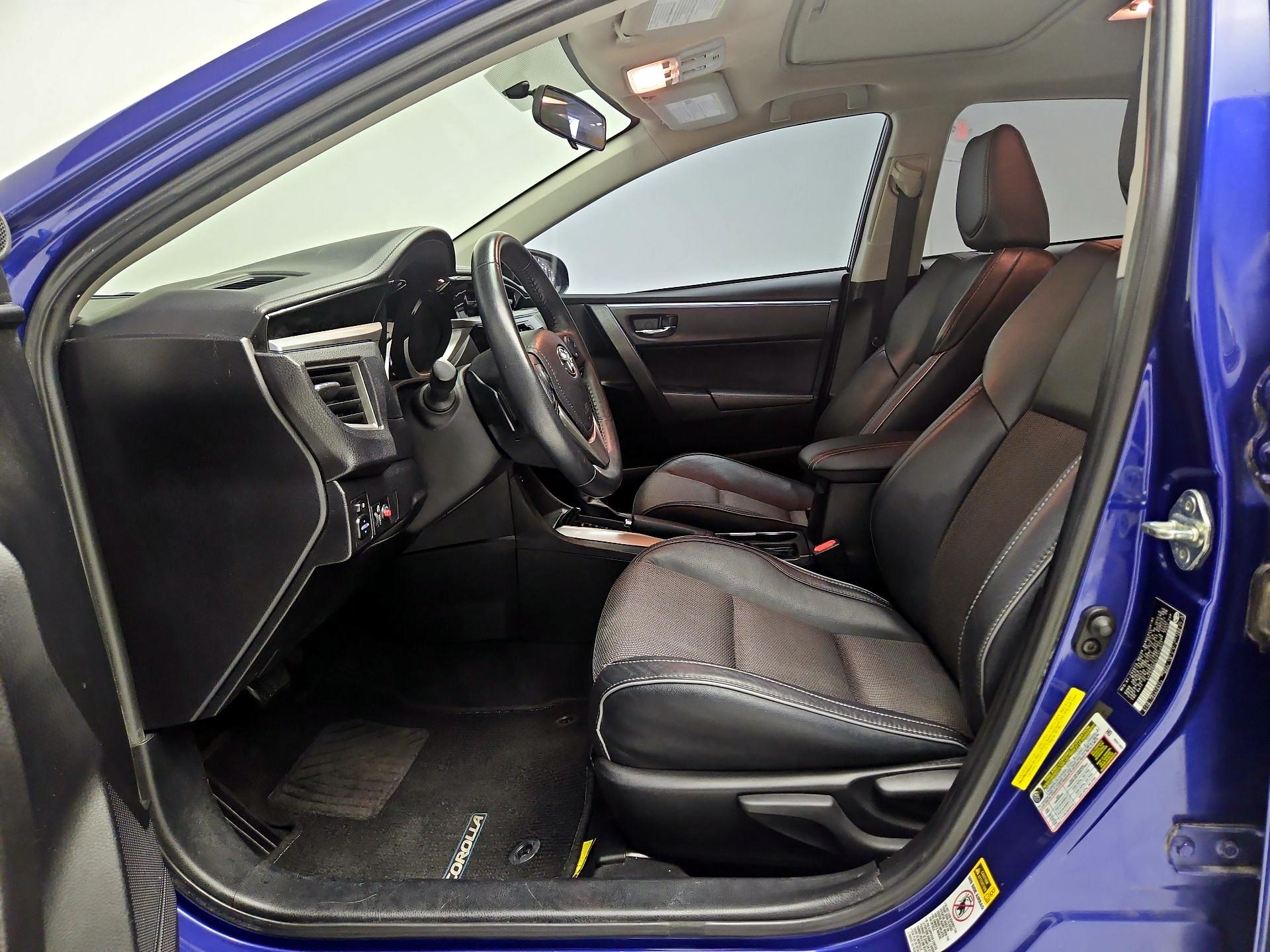 Thumbnail: 2015 Toyota Corolla - 11