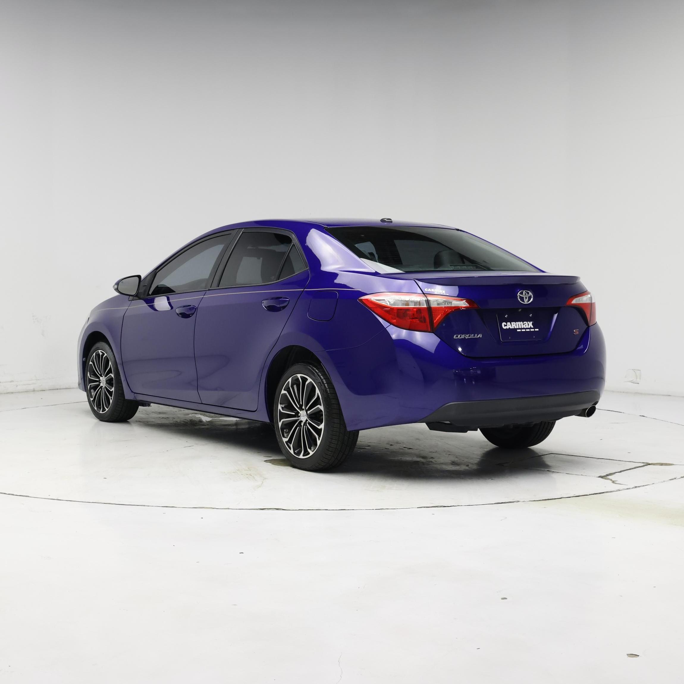 Thumbnail: 2015 Toyota Corolla - 2