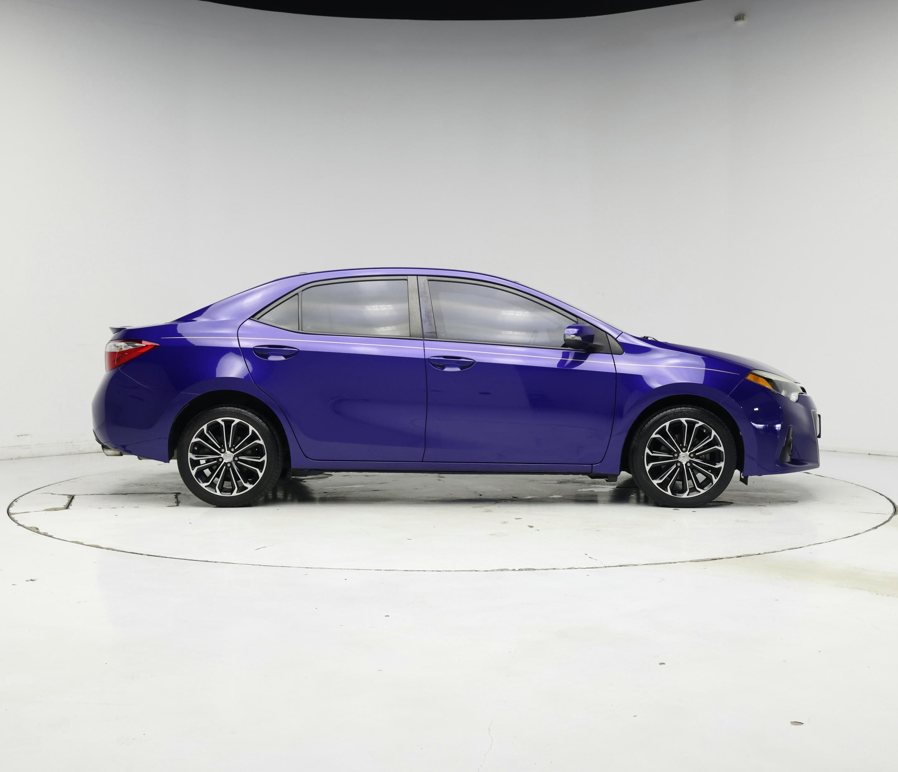 Thumbnail: 2015 Toyota Corolla - 7