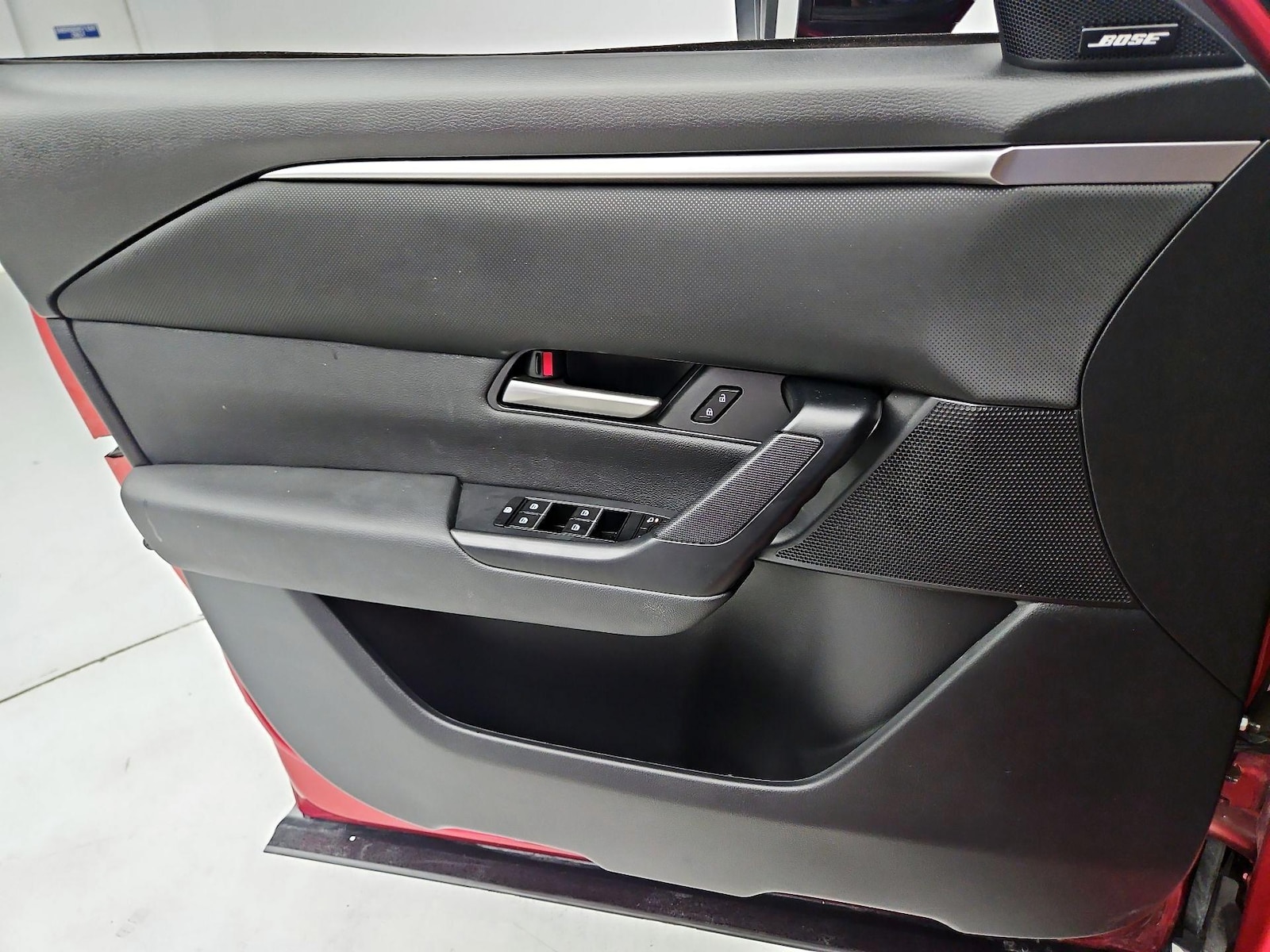 2024 Mazda CX-50 S PREMIUM - Photo 4