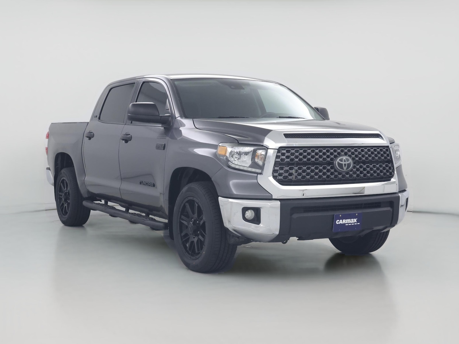 Bed Liner & Tow Hitch