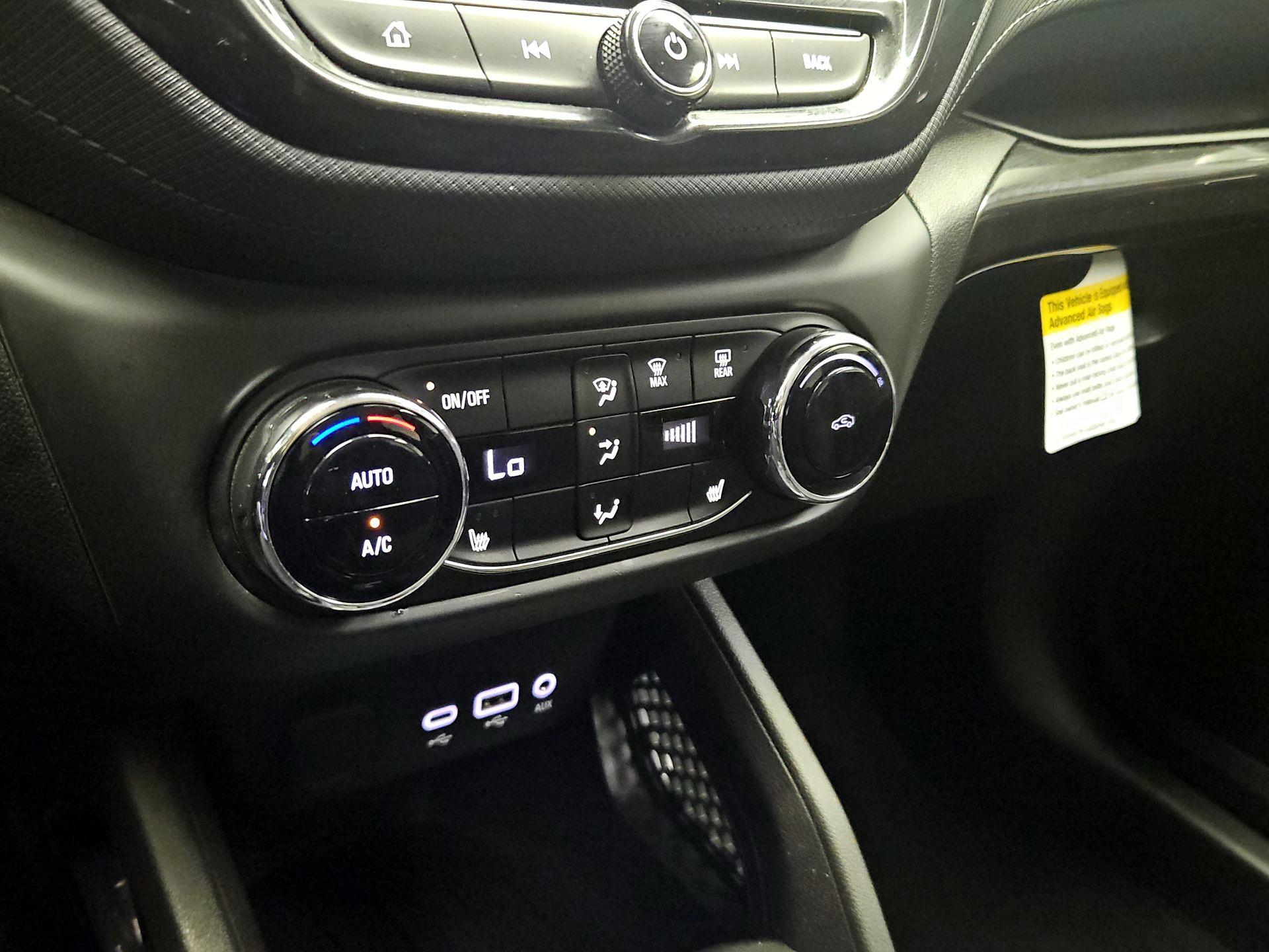 Thumbnail: 2022 Chevrolet TrailBlazer - 16