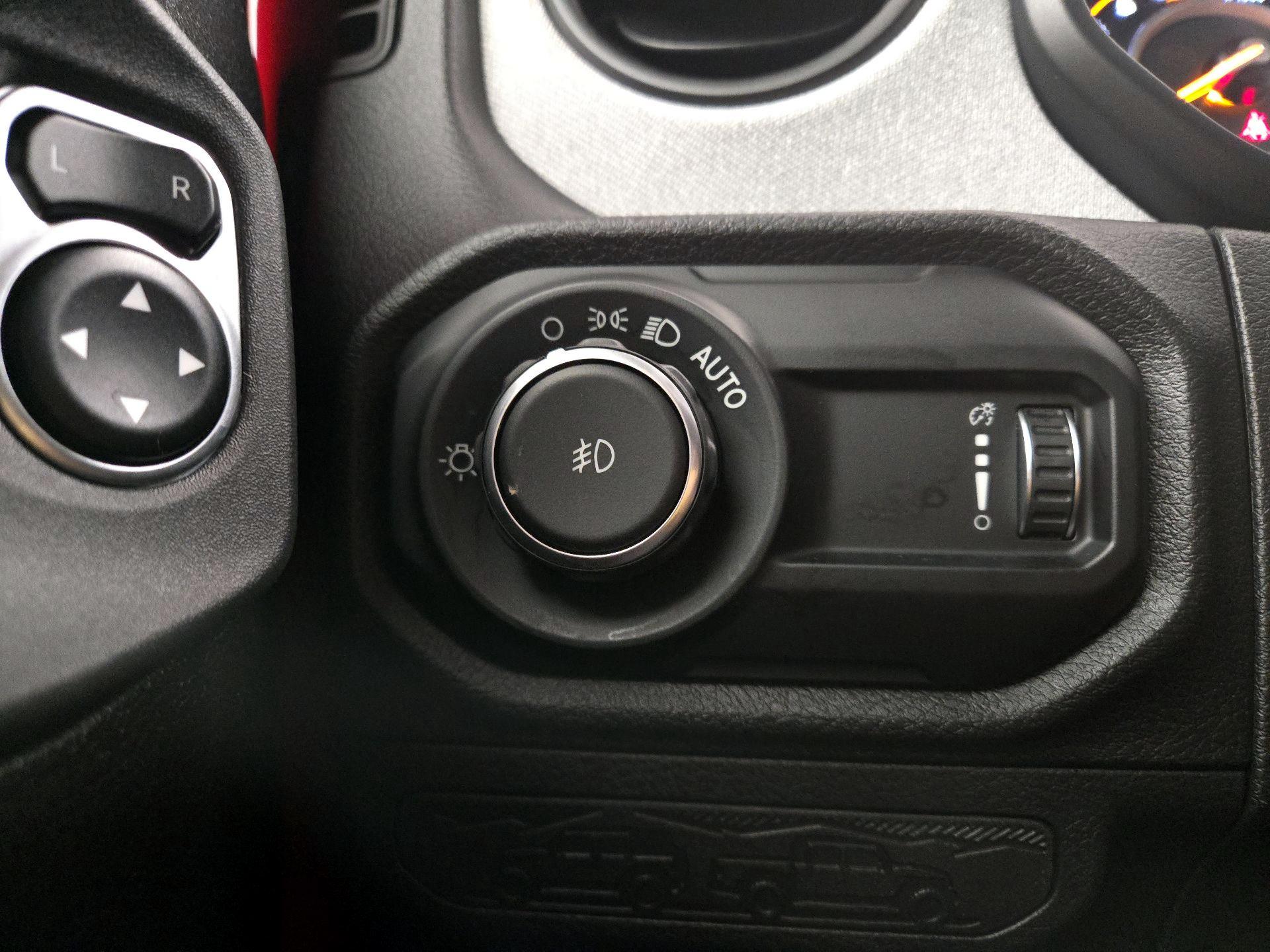 Thumbnail: 2025 Jeep Wrangler - 13