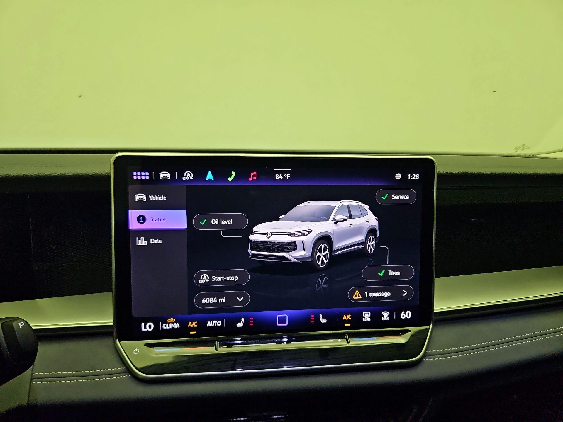 Thumbnail: 2025 Volkswagen Tiguan - 14