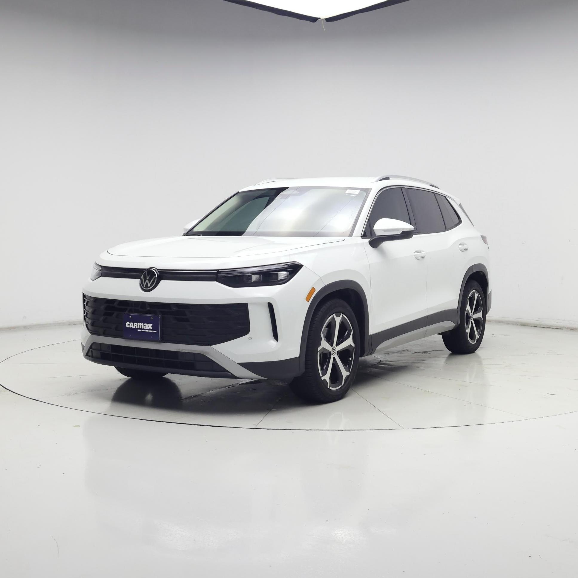 Thumbnail: 2025 Volkswagen Tiguan - 4