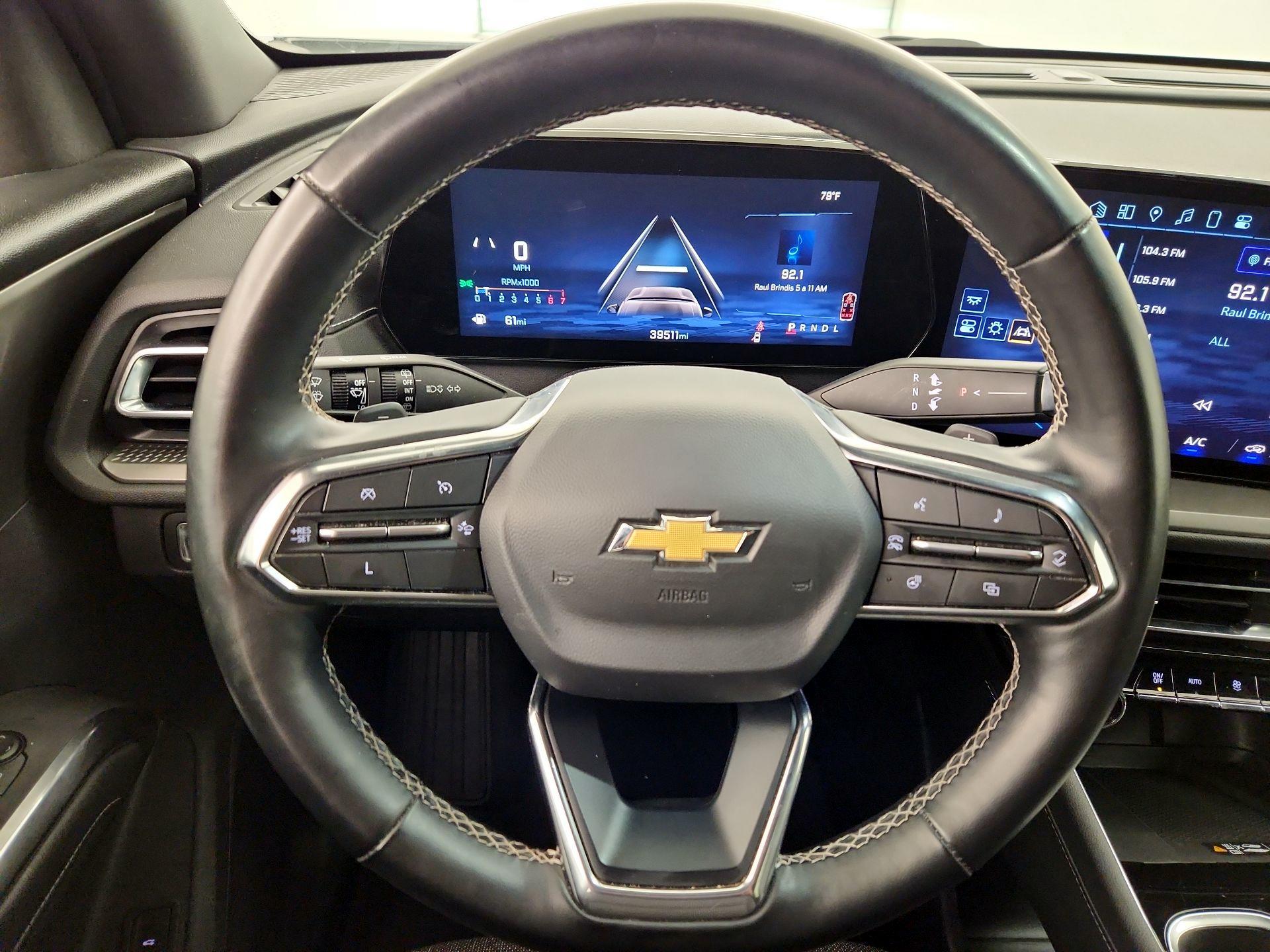 Thumbnail: 2025 Chevrolet Traverse - 10
