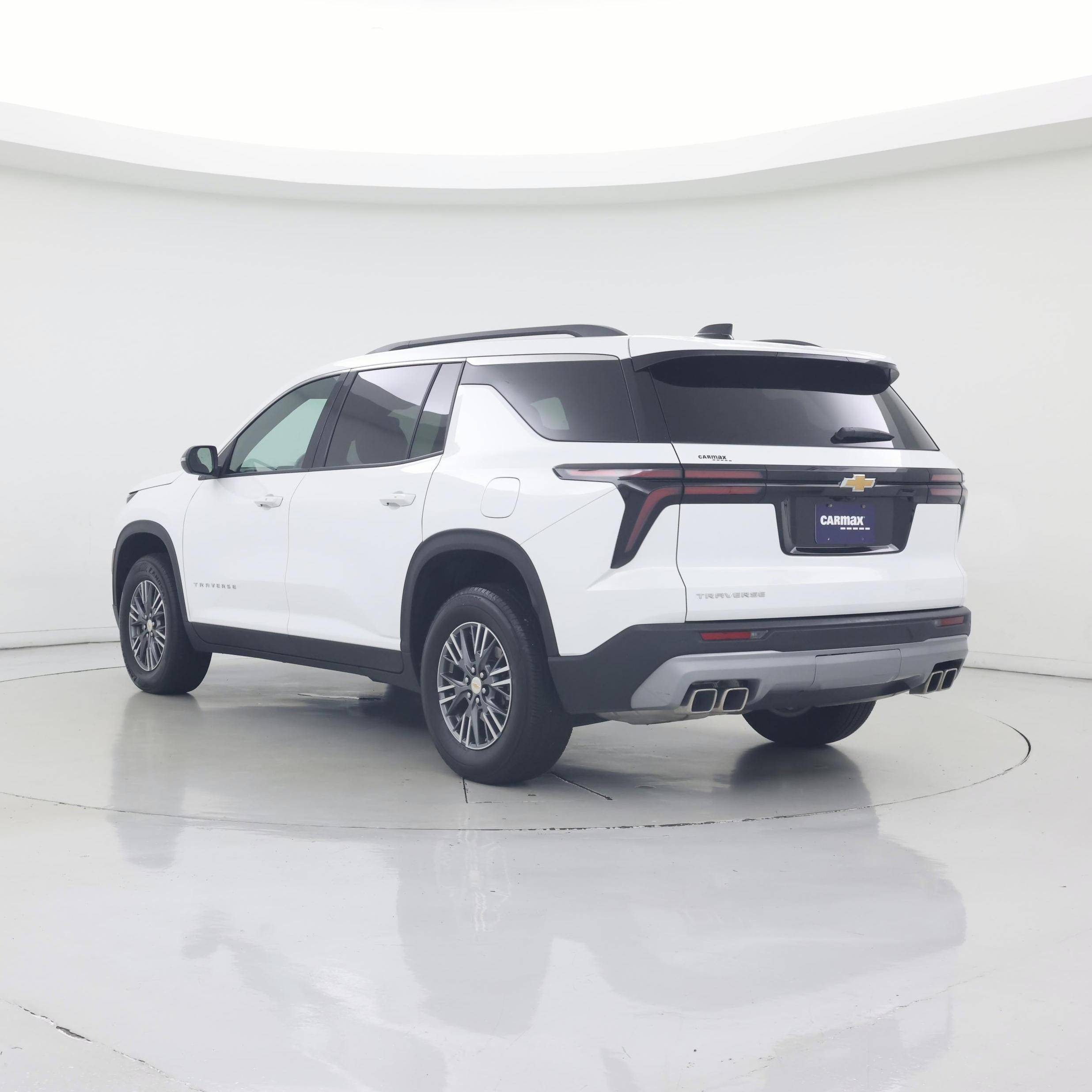 Thumbnail: 2025 Chevrolet Traverse - 2