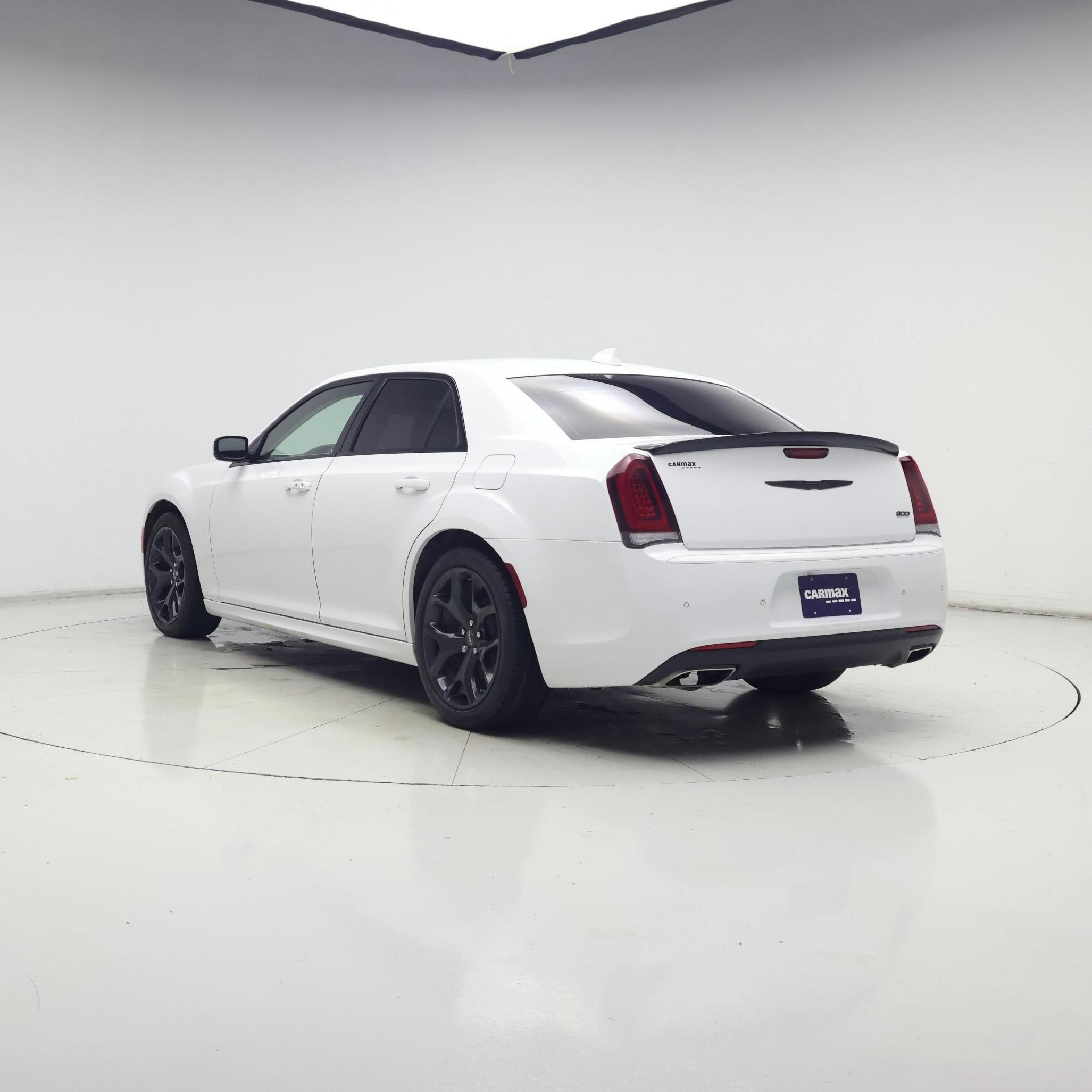 Thumbnail: 2022 Chrysler 300 - 2