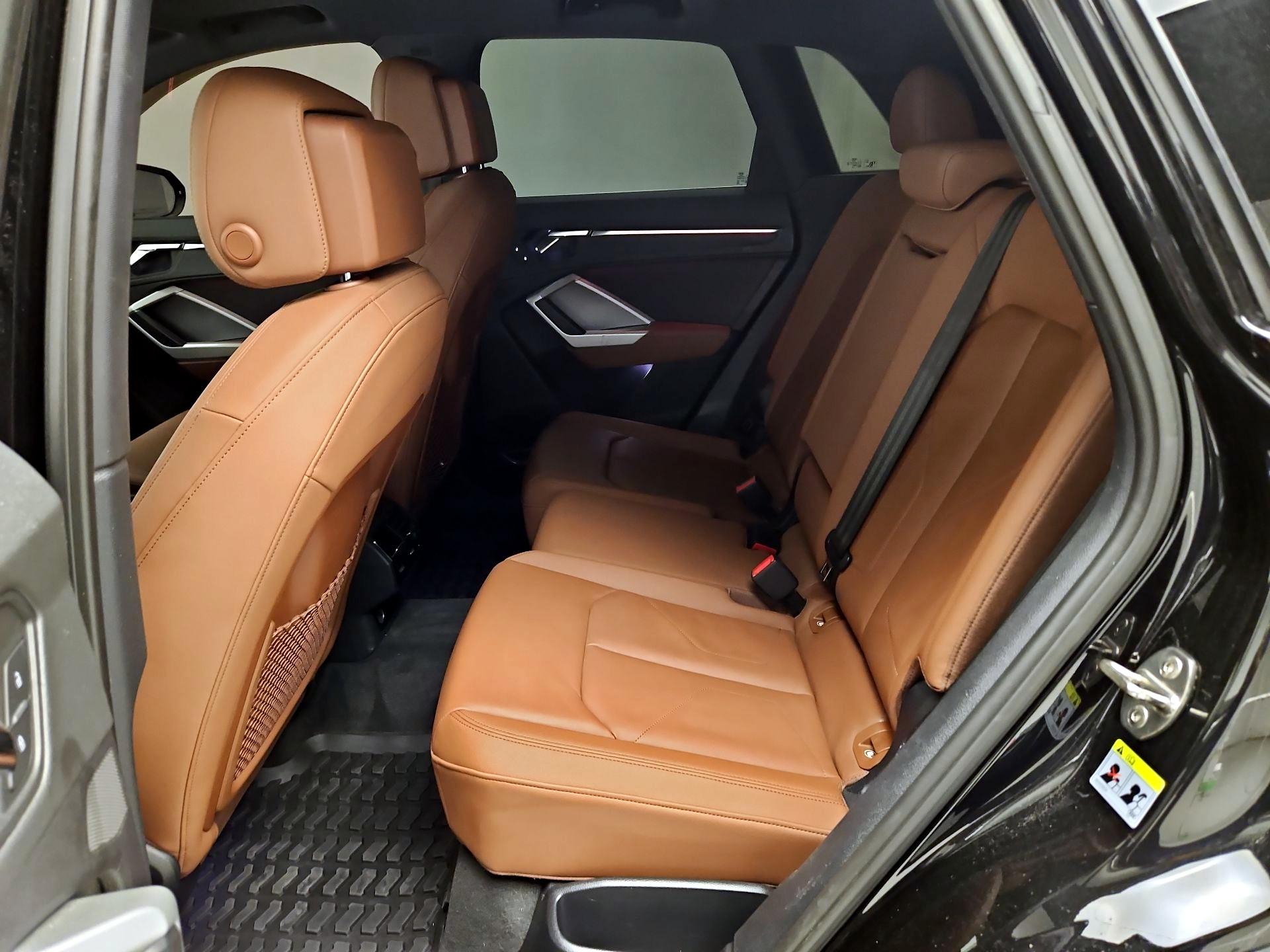 Thumbnail: 2021 Audi Q3 - 18