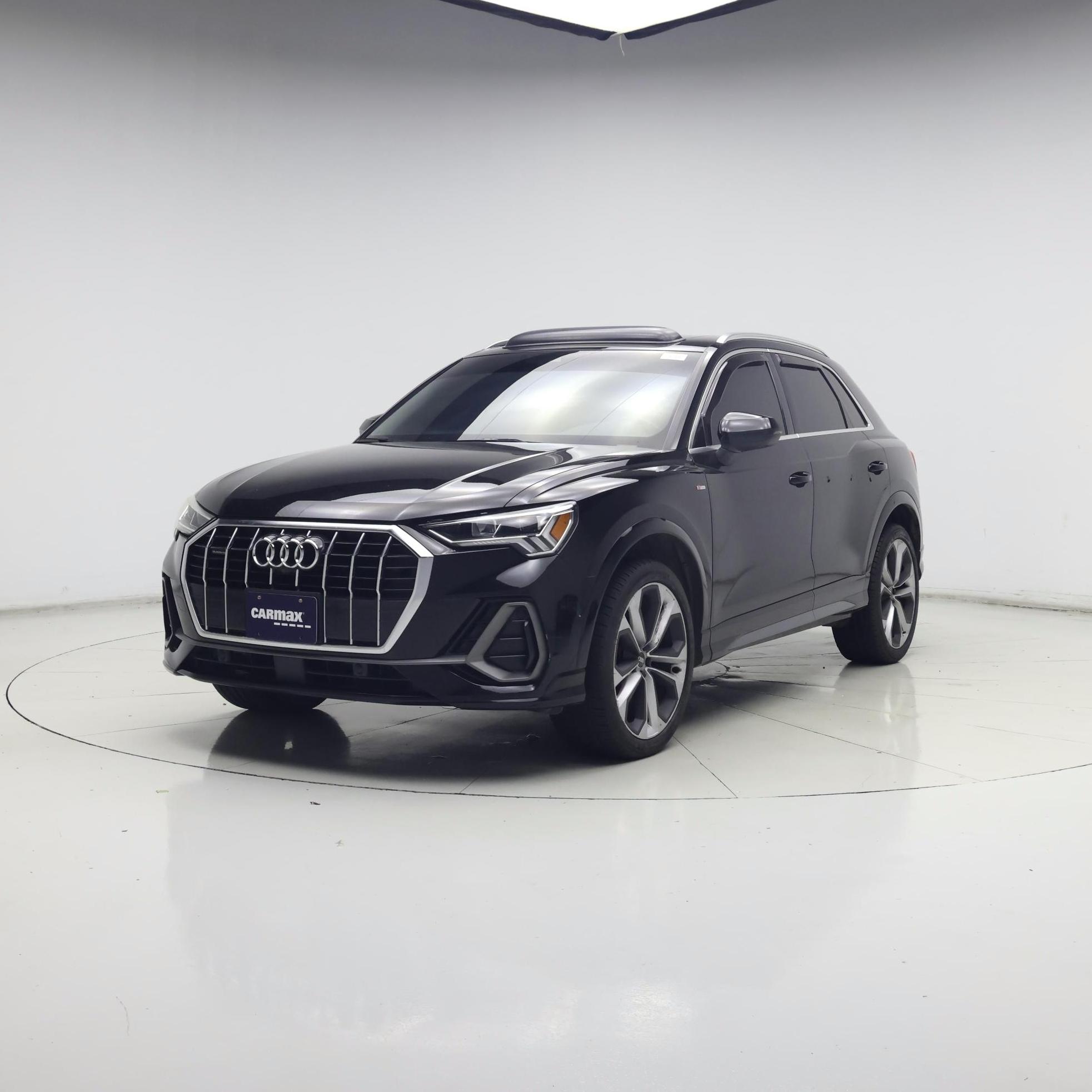 Thumbnail: 2021 Audi Q3 - 4