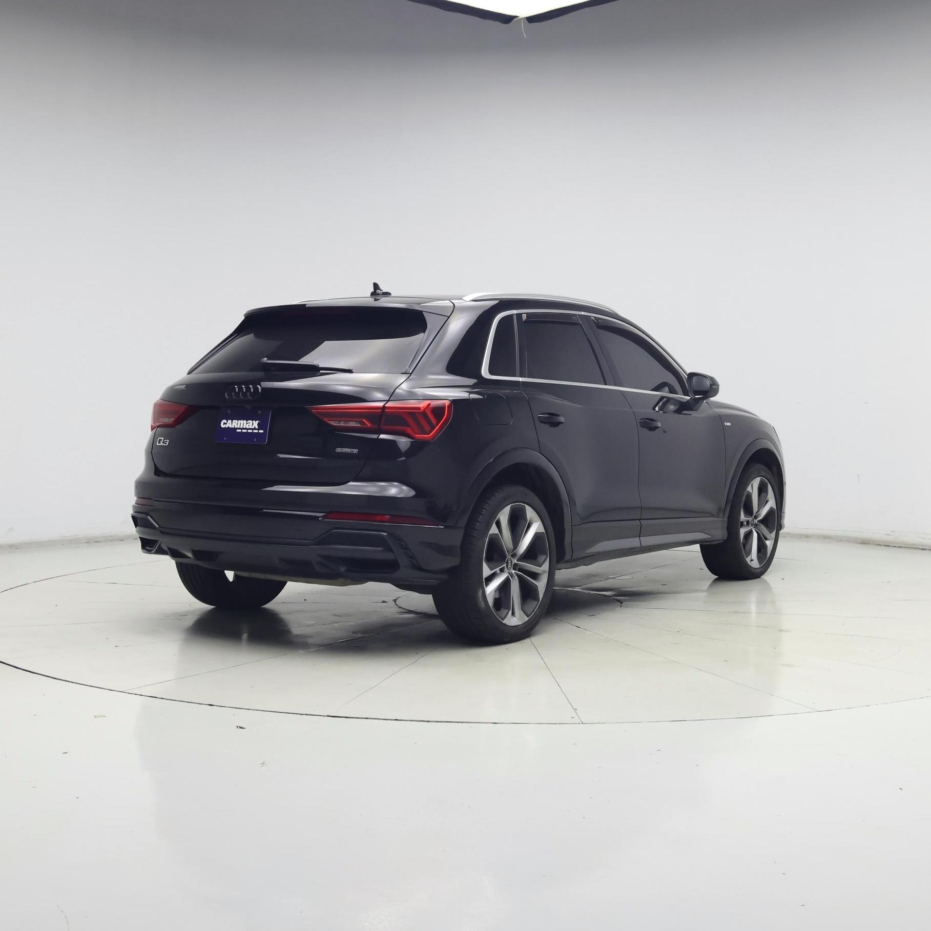 Thumbnail: 2021 Audi Q3 - 8