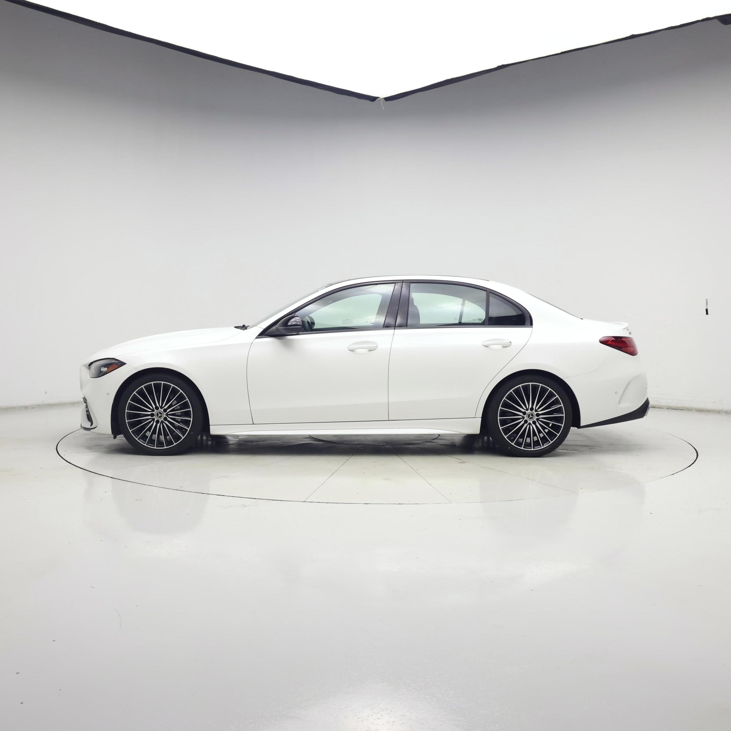 Thumbnail: 2024 Mercedes-Benz C-Class - 3