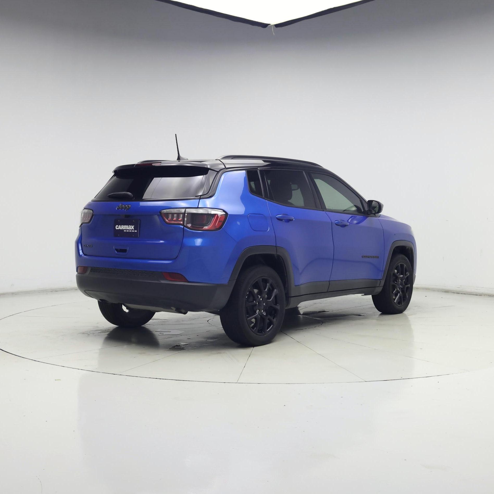 Thumbnail: 2024 Jeep Compass - 8