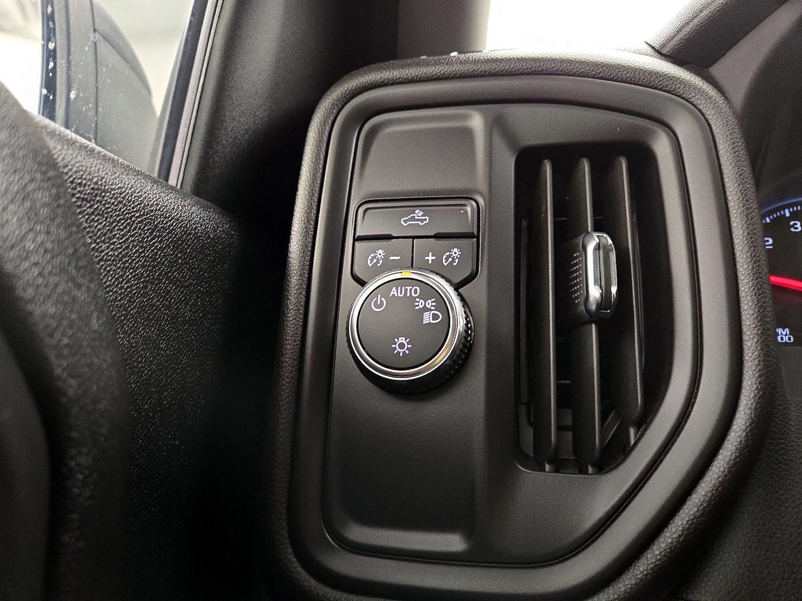 2025 GMC Sierra 1500 Pro - Photo 14