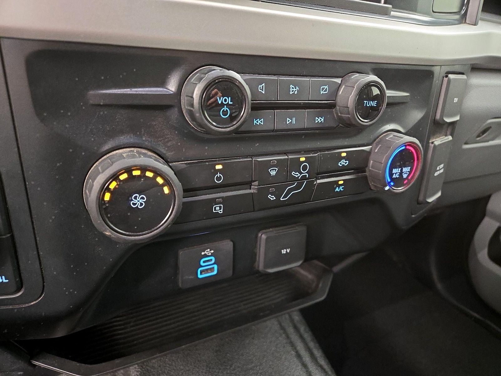 2023 Ford F-250 Super Duty XL - Photo 17