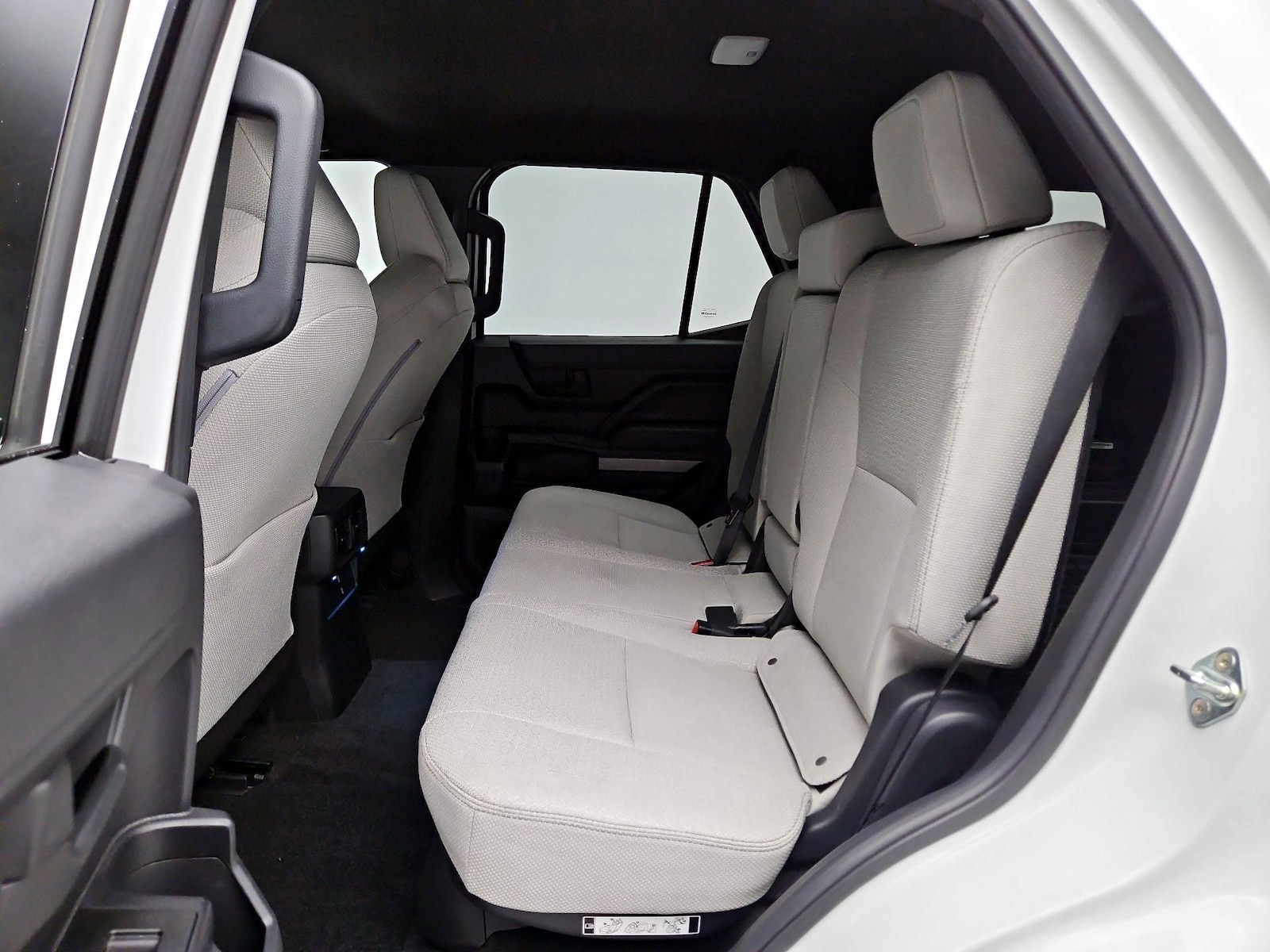 2025 Toyota 4Runner SR5 - Photo 20