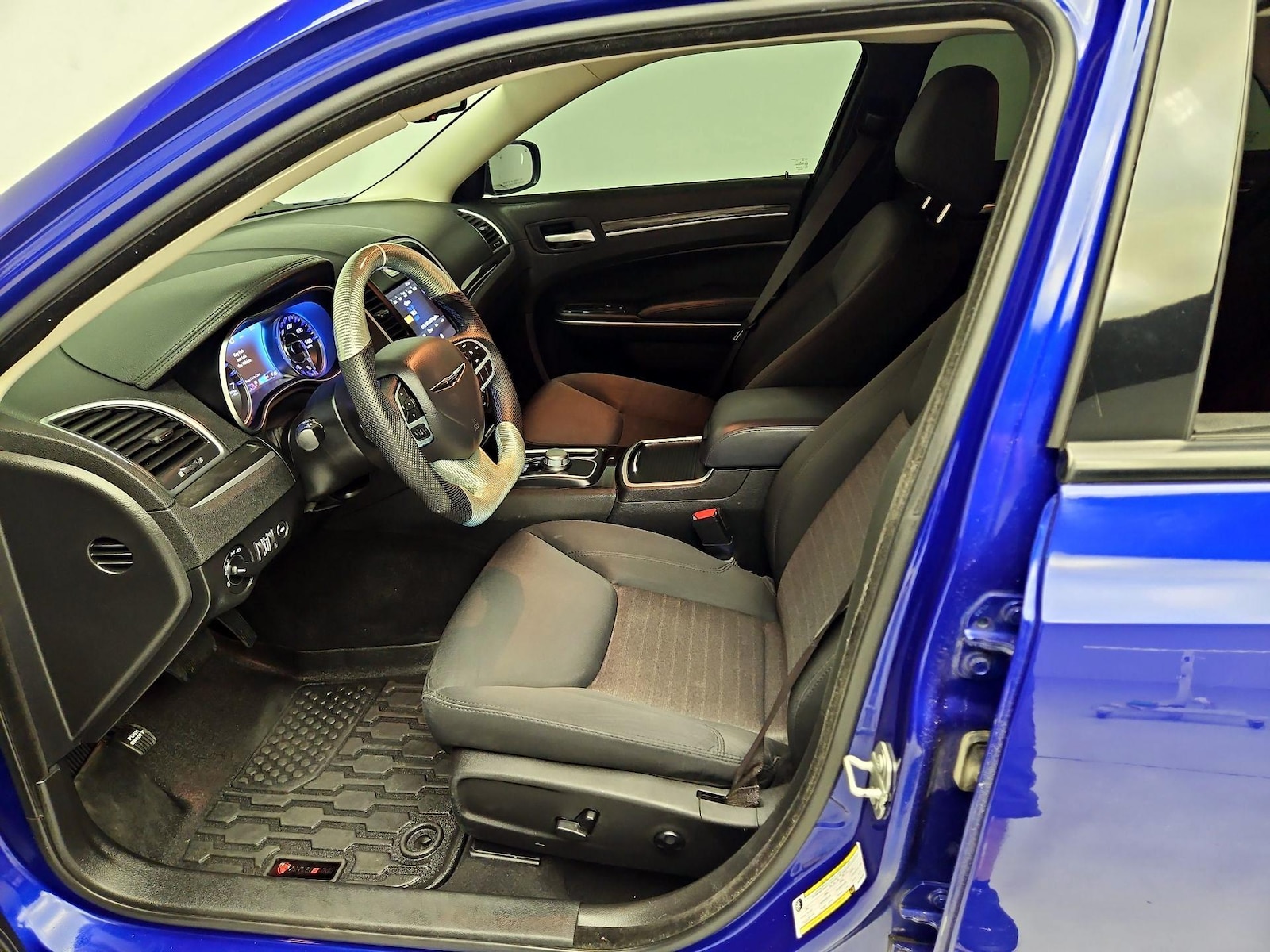 Power Seat(s) & Side Airbags