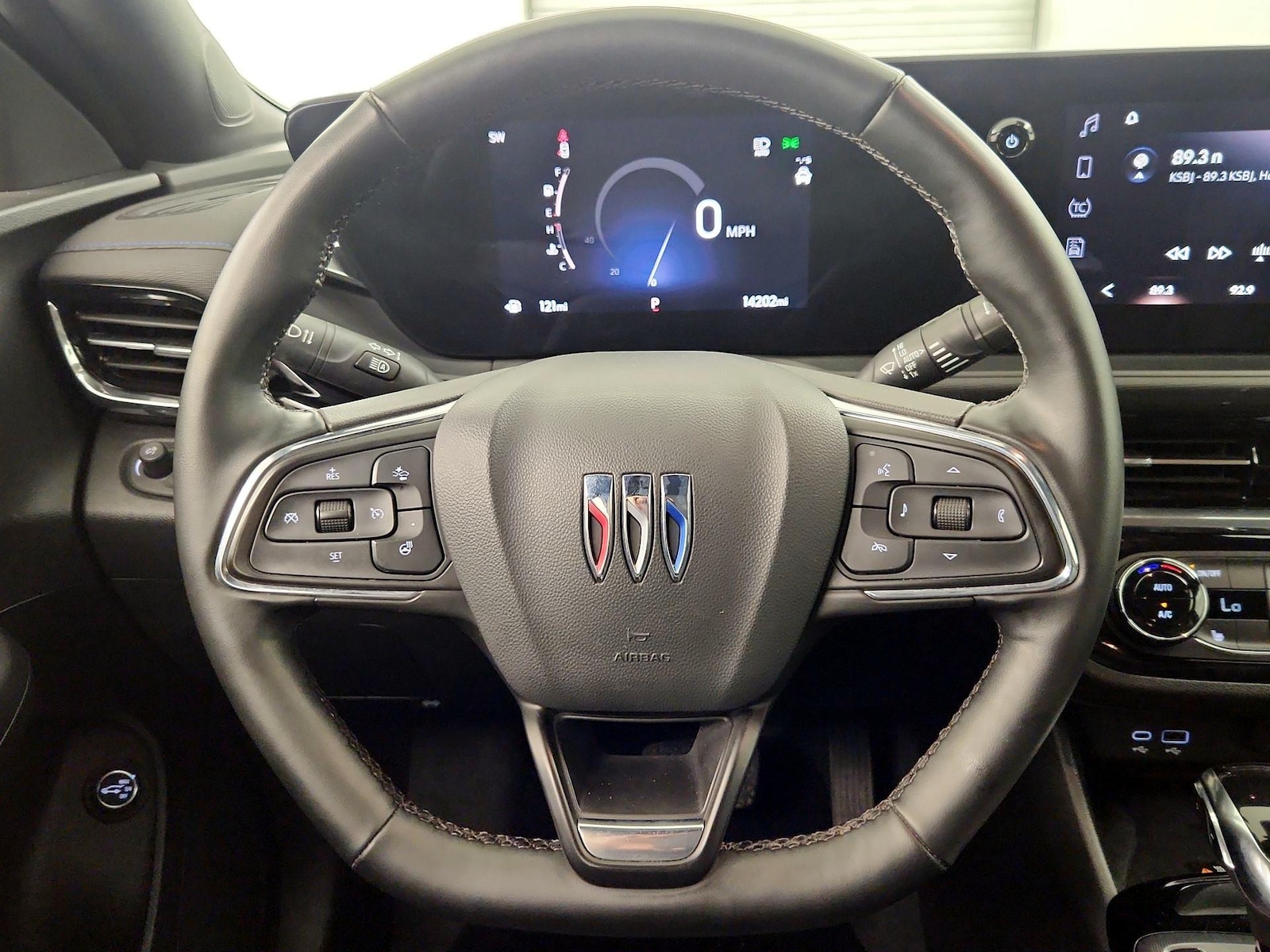 2026 Buick Envista Sport Touring - Photo 11