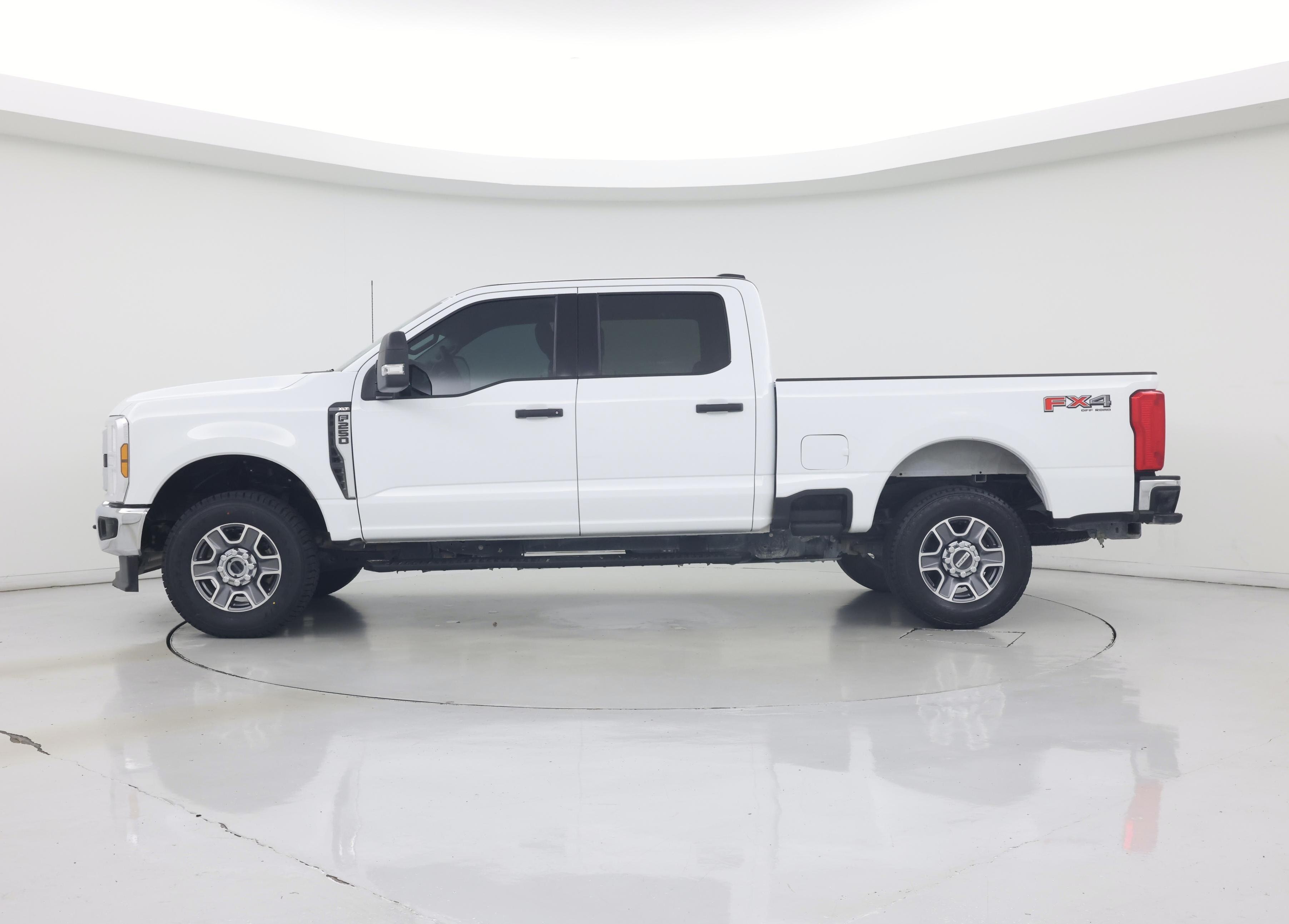Thumbnail: 2025 Ford F-250 - 3