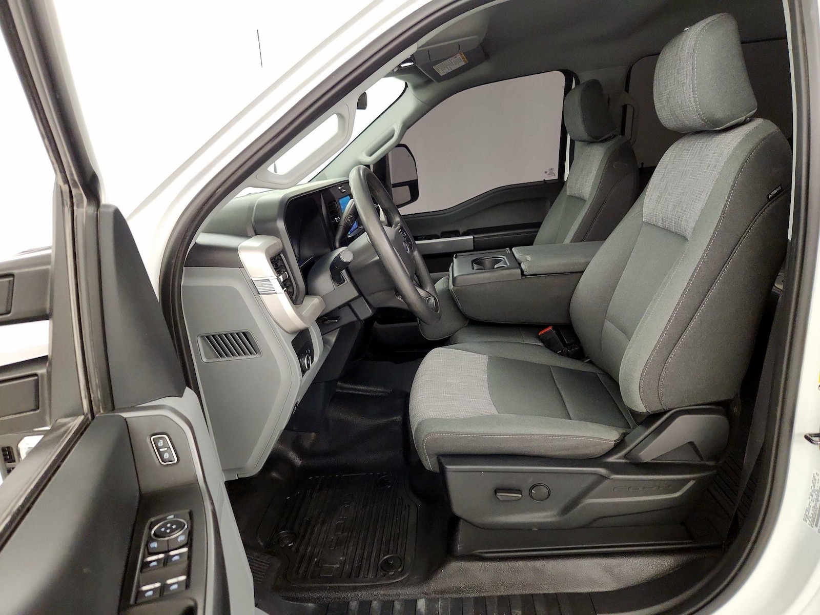 Power Seat(s) & Side Airbags