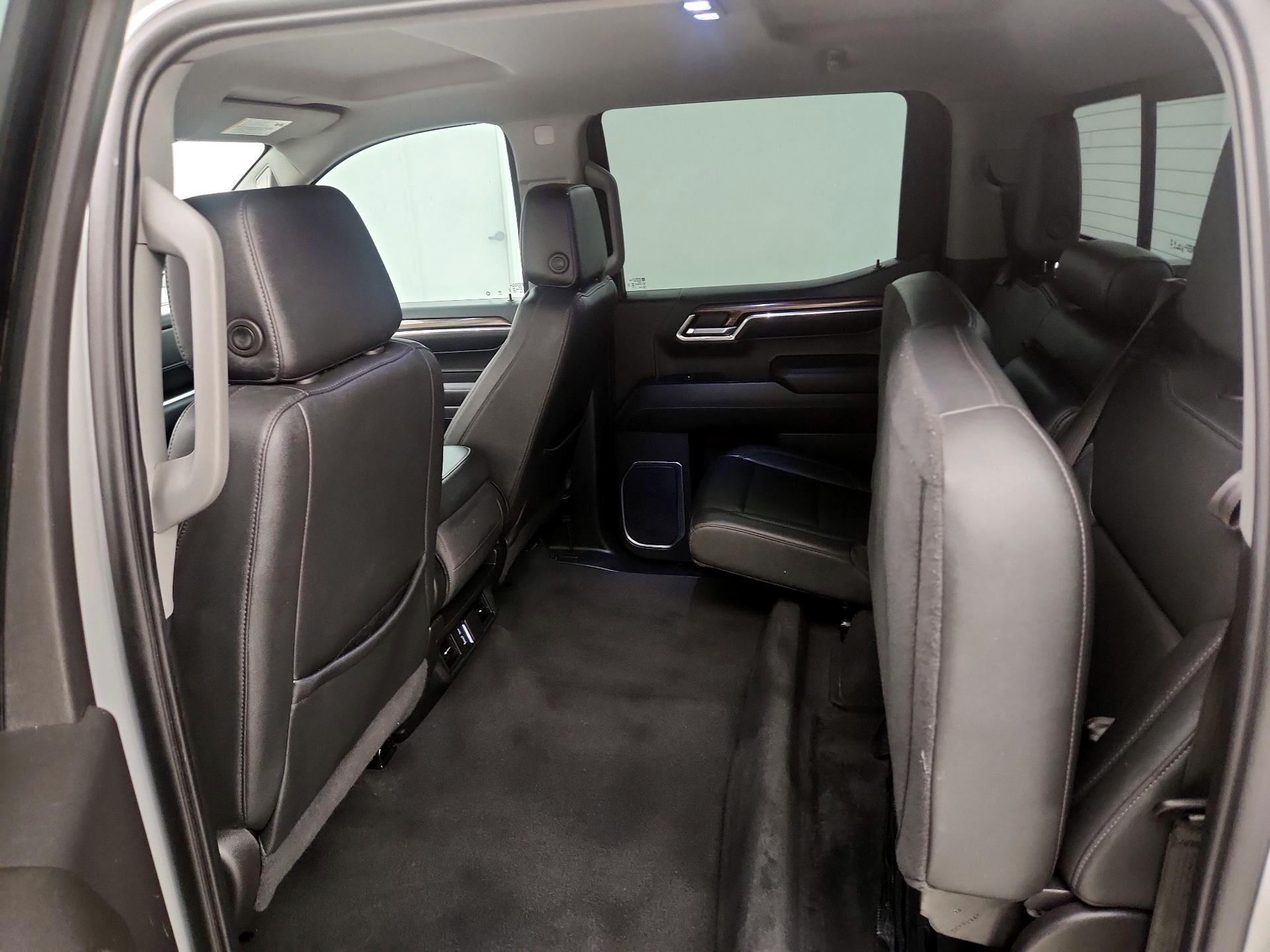 Thumbnail: 2024 Chevrolet Silverado 1500 - 19