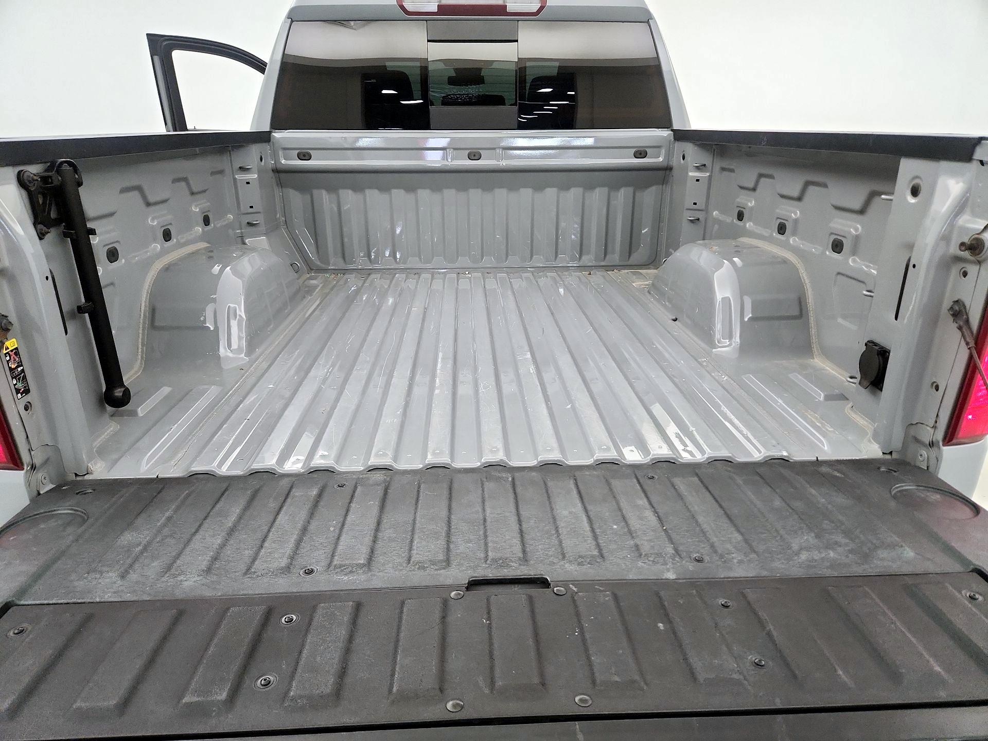 Thumbnail: 2024 Chevrolet Silverado 1500 - 20