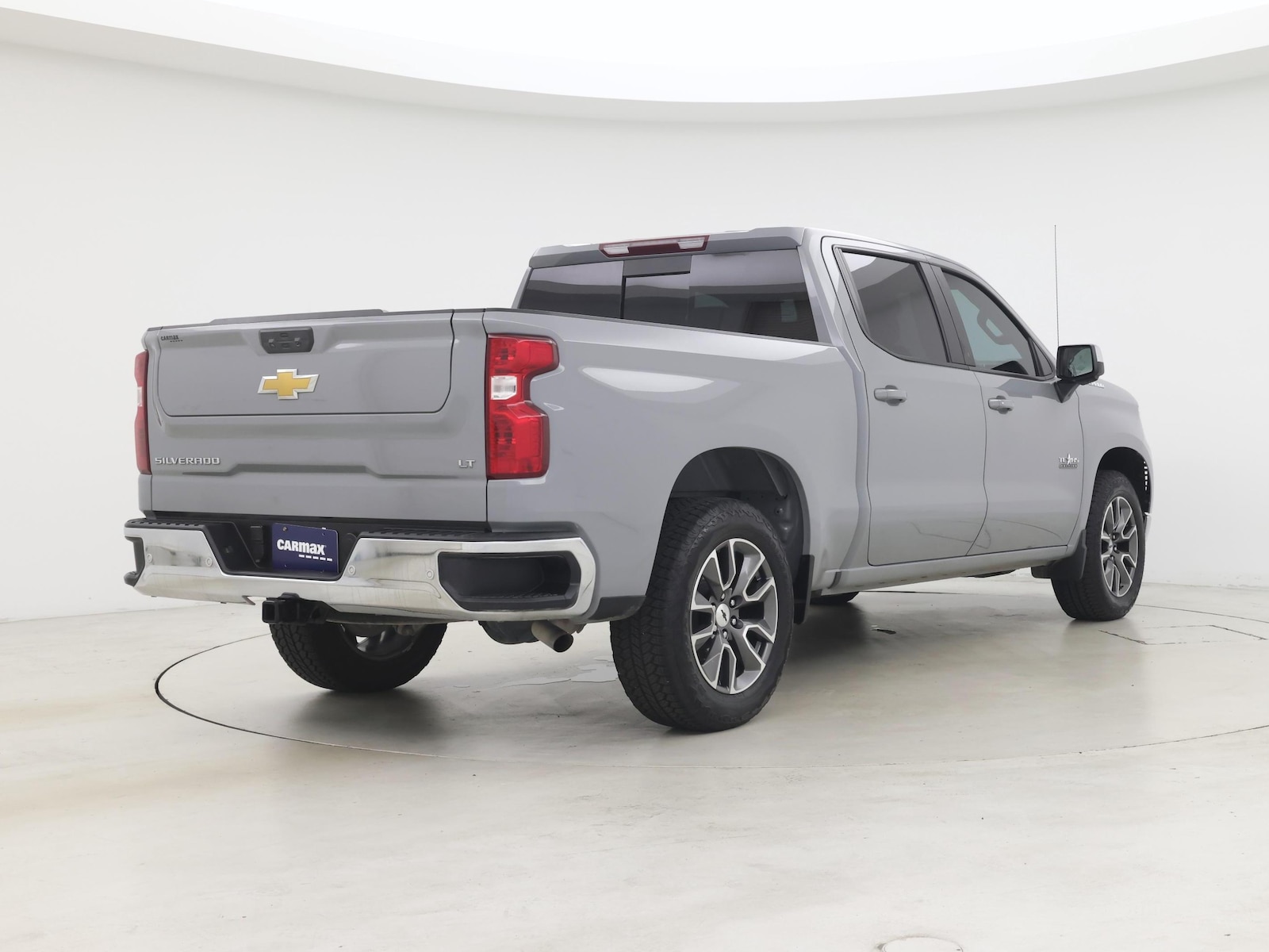 2024 Chevrolet Silverado 1500 LT - Photo 9