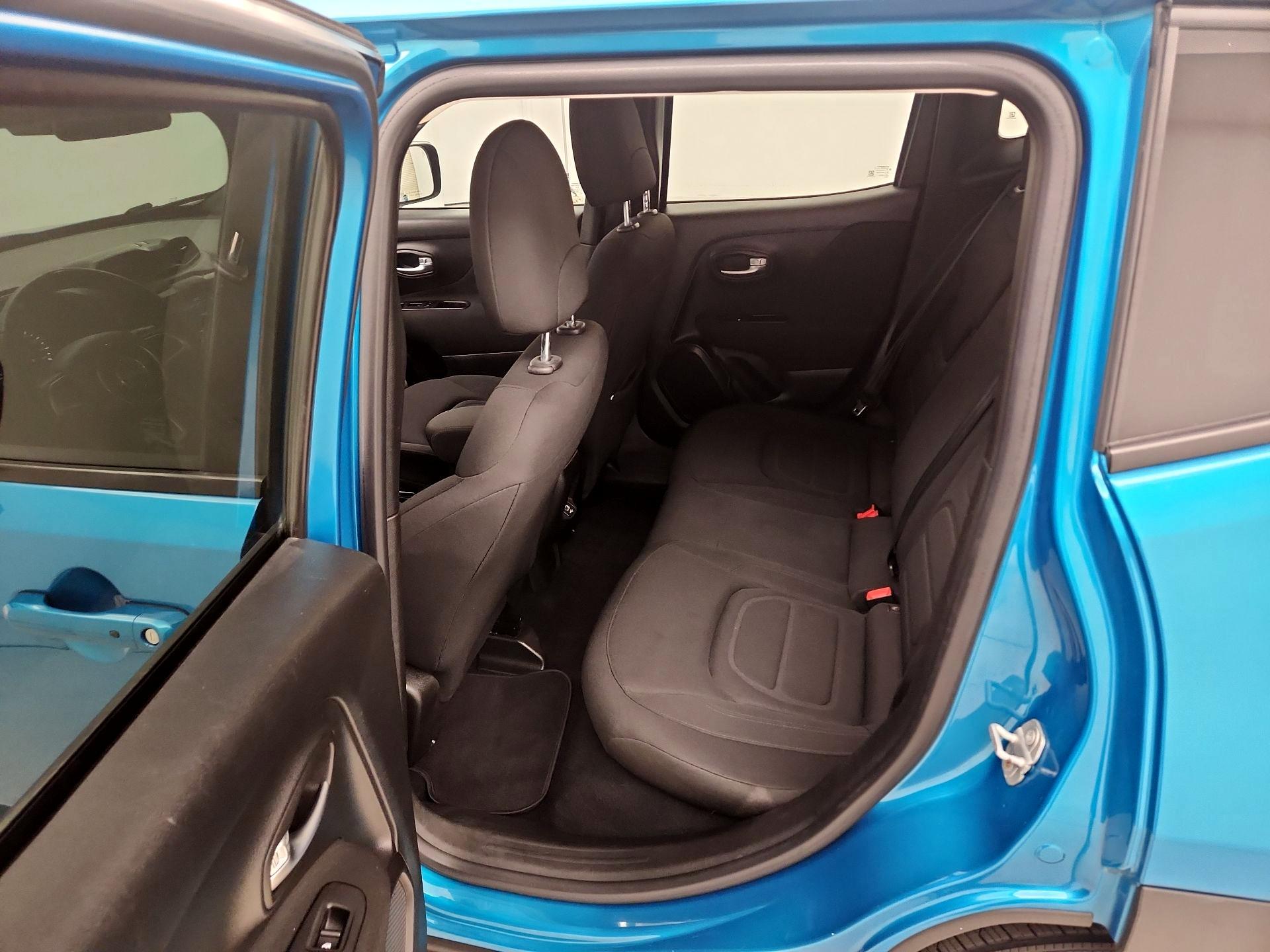 Thumbnail: 2021 Jeep Renegade - 19