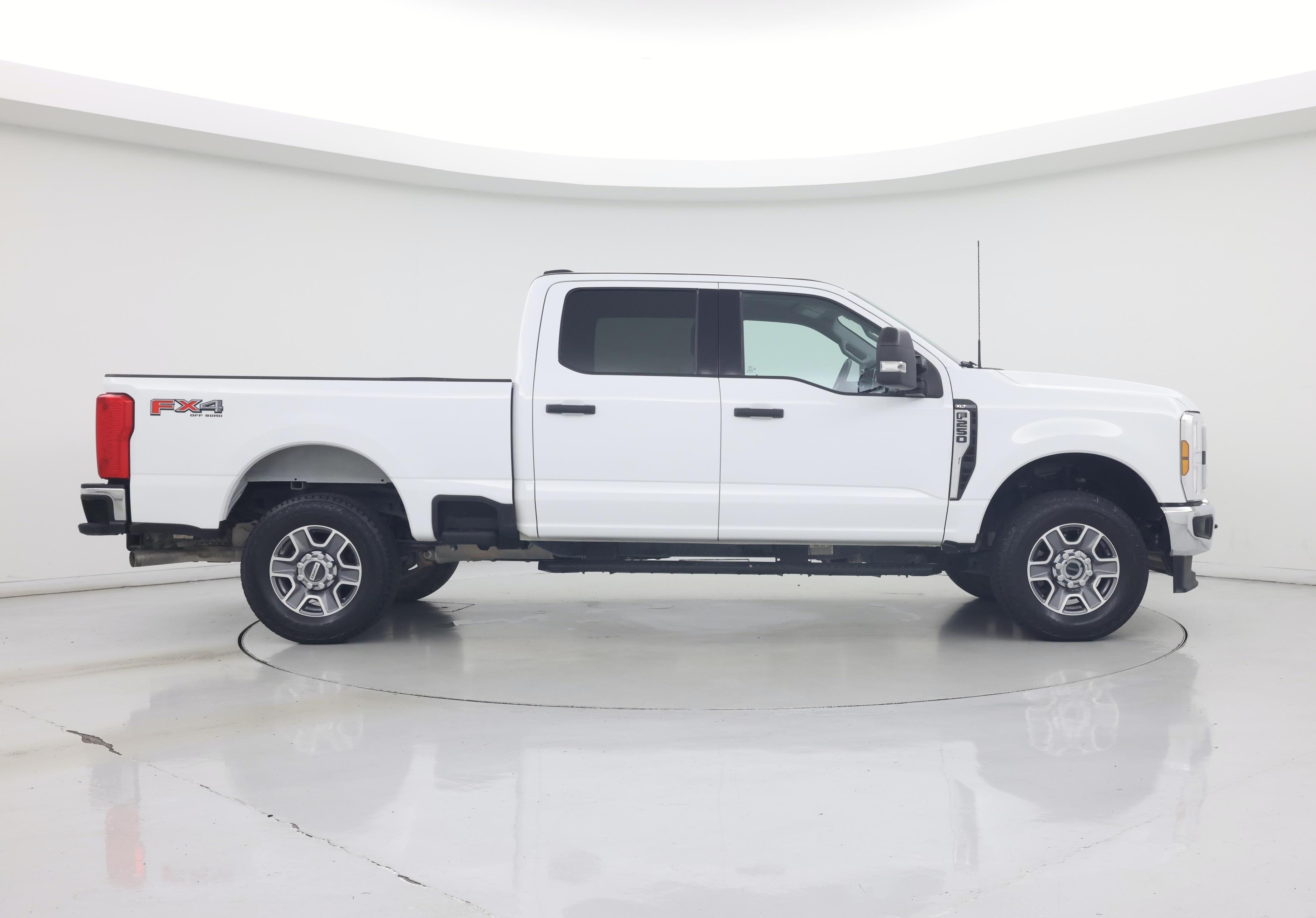 Thumbnail: 2025 Ford F-250 - 7