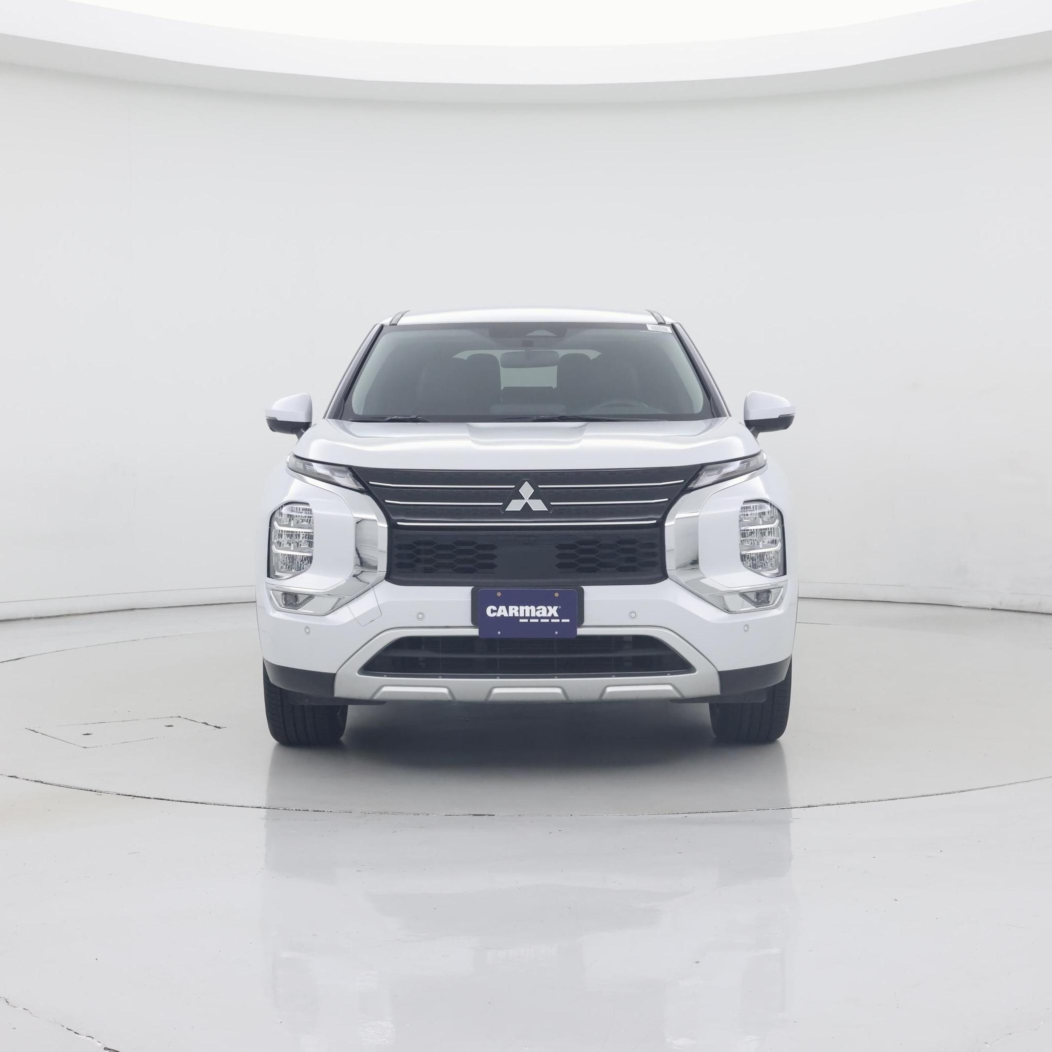 Thumbnail: 2024 Mitsubishi Outlander - 5