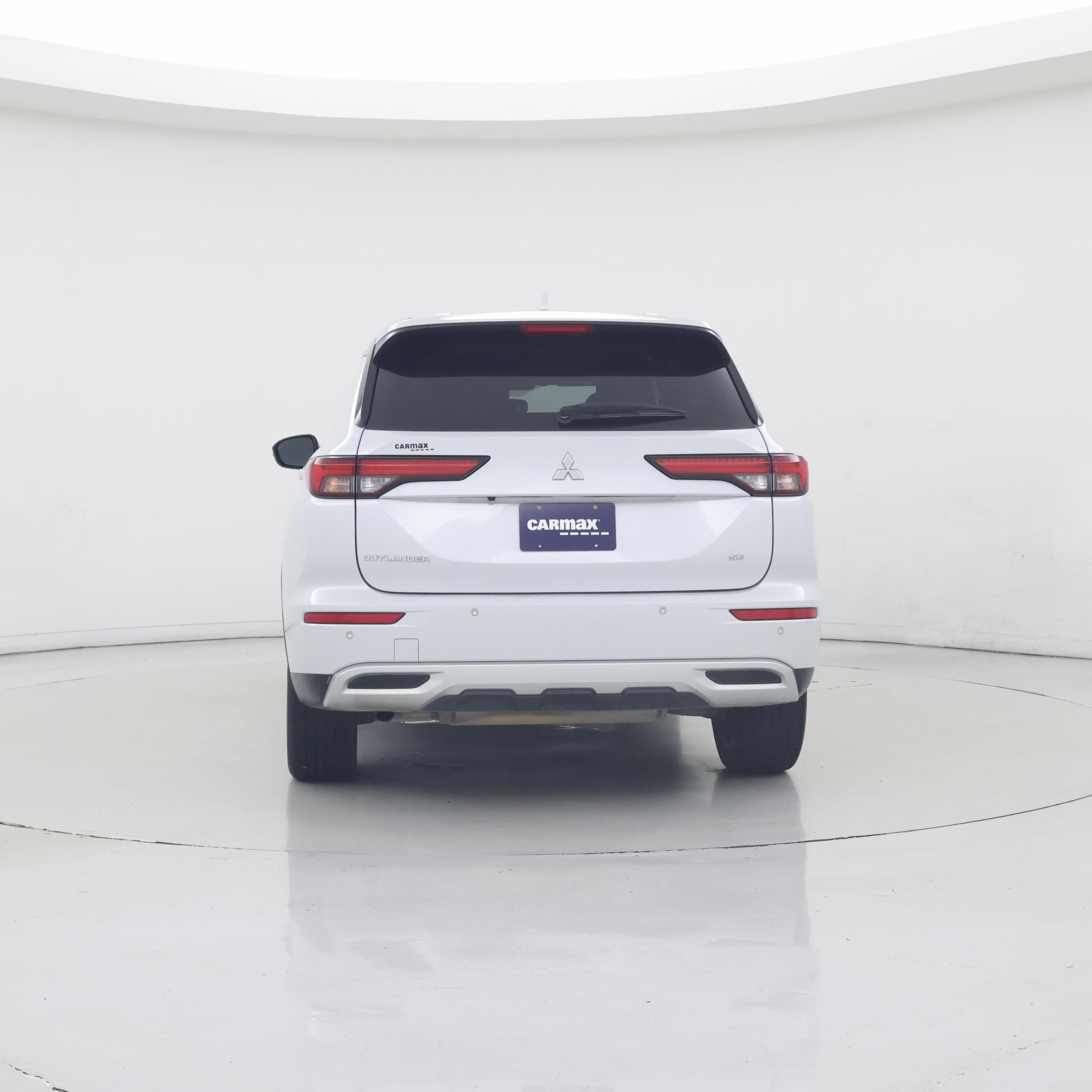 Thumbnail: 2024 Mitsubishi Outlander - 6