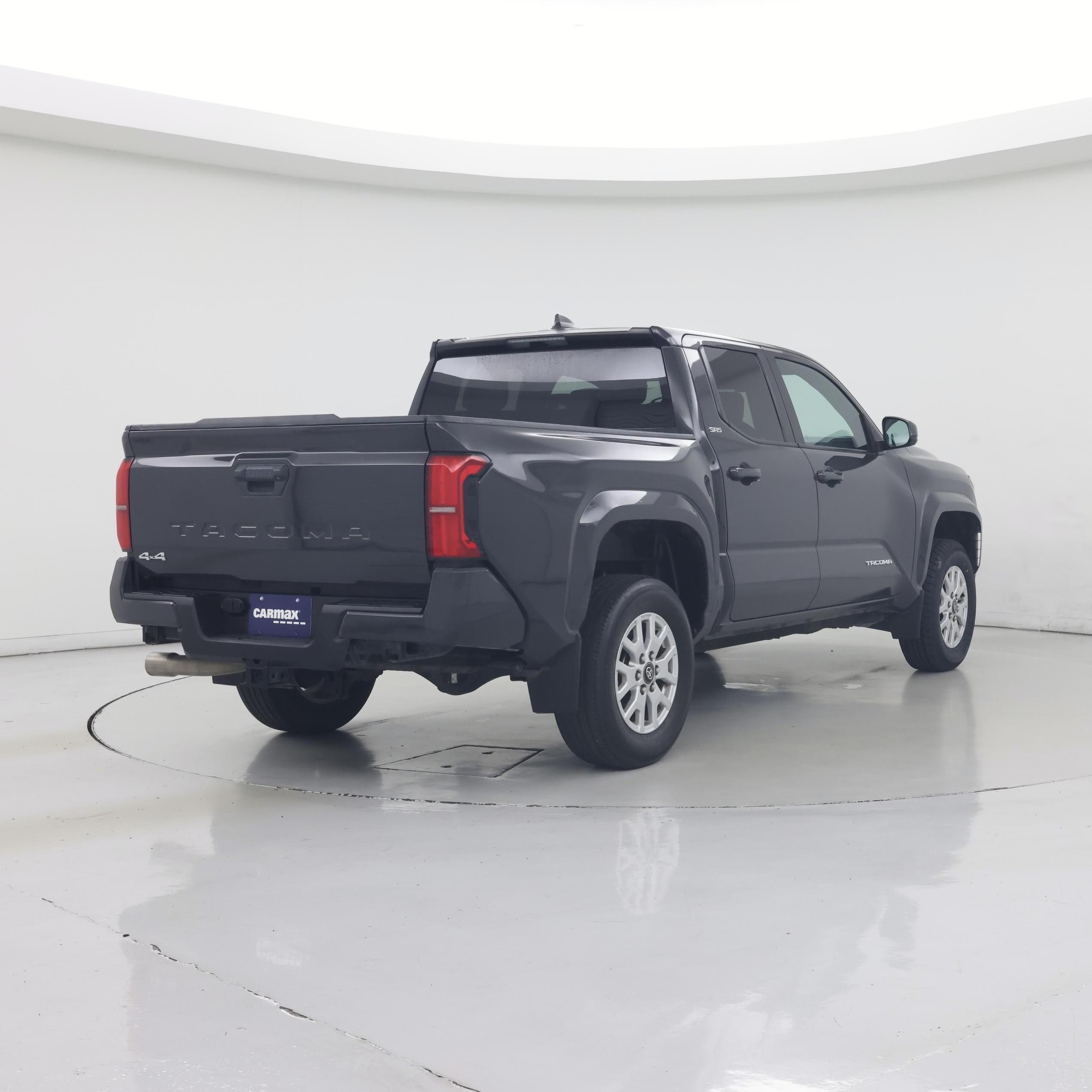 Thumbnail: 2024 Toyota Tacoma - 8