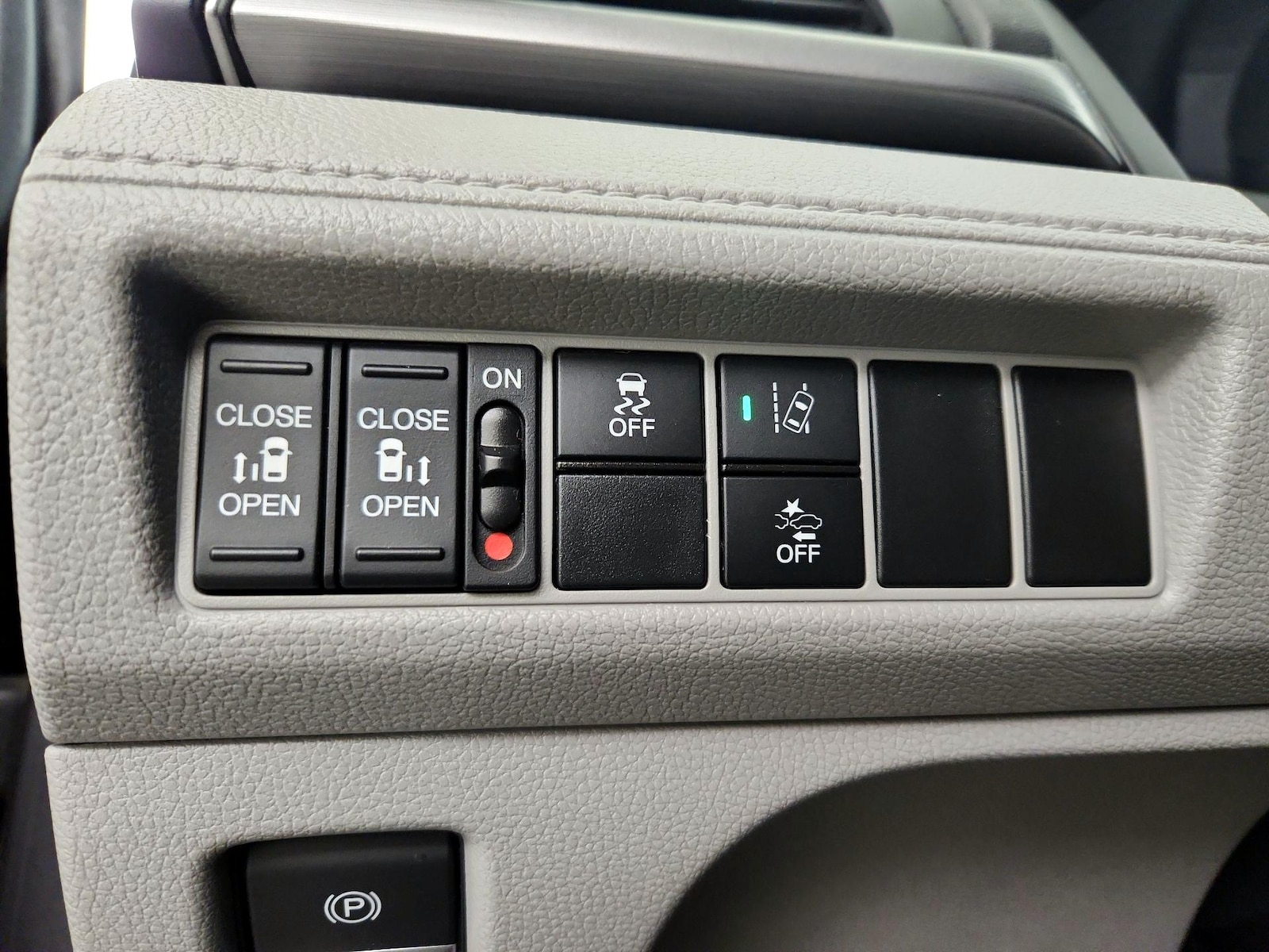 2020 Honda Odyssey EX - Photo 14