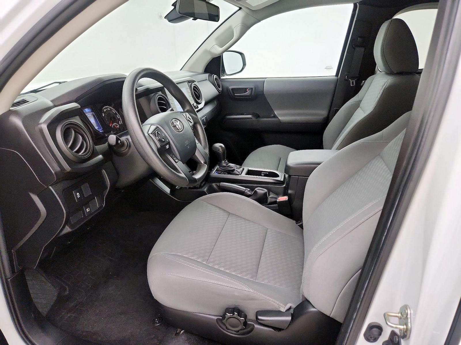 Power Seat(s) & Side Airbags