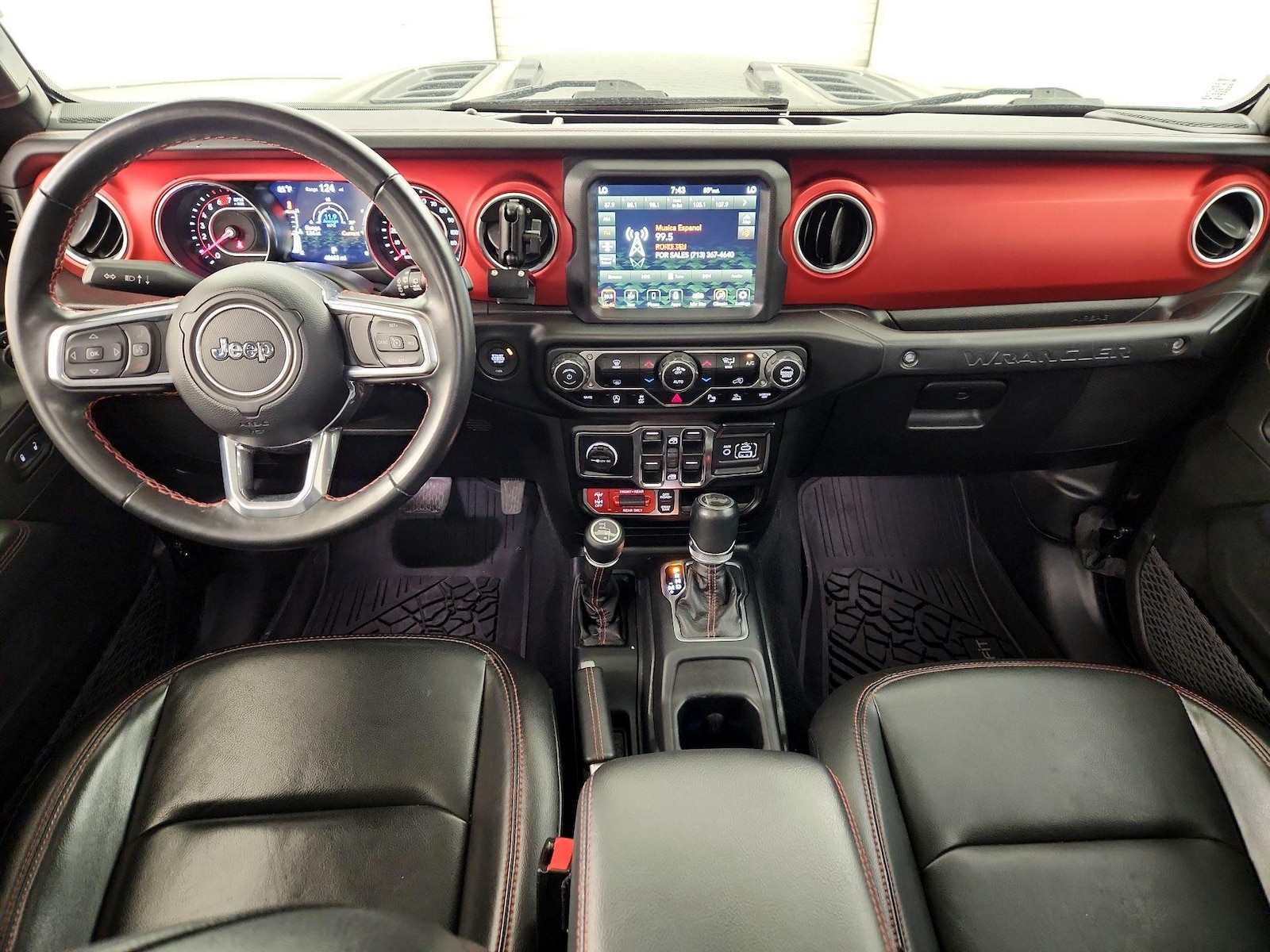 Apple CarPlay® & Android Auto™
