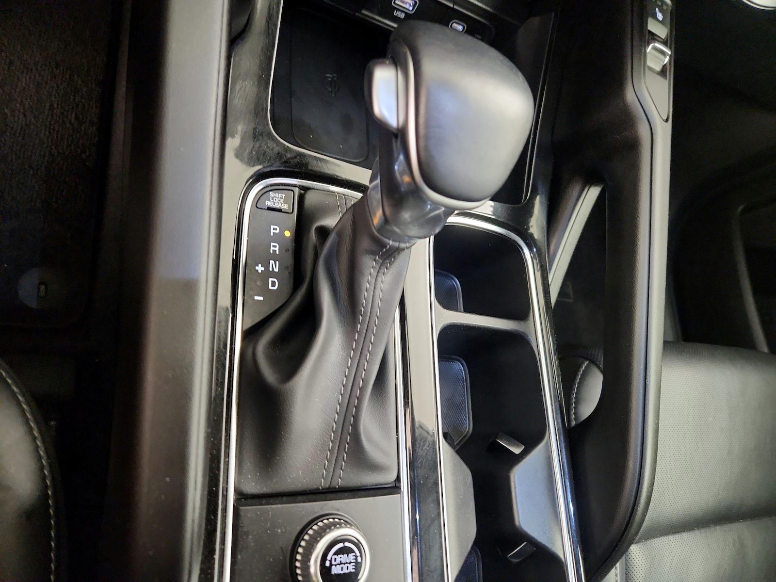 2025 Kia Telluride S - Photo 19