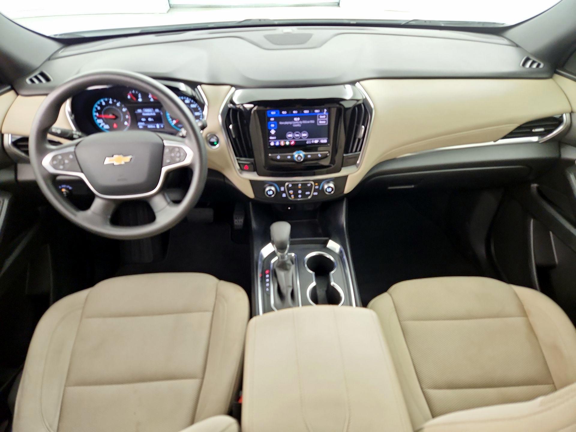 Thumbnail: 2023 Chevrolet Traverse - 9